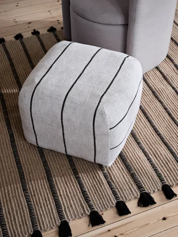 Sigrid プーフ - Light beige-black, 50x50 cm - Broste Copenhagen | ブロスト コペンハーゲン