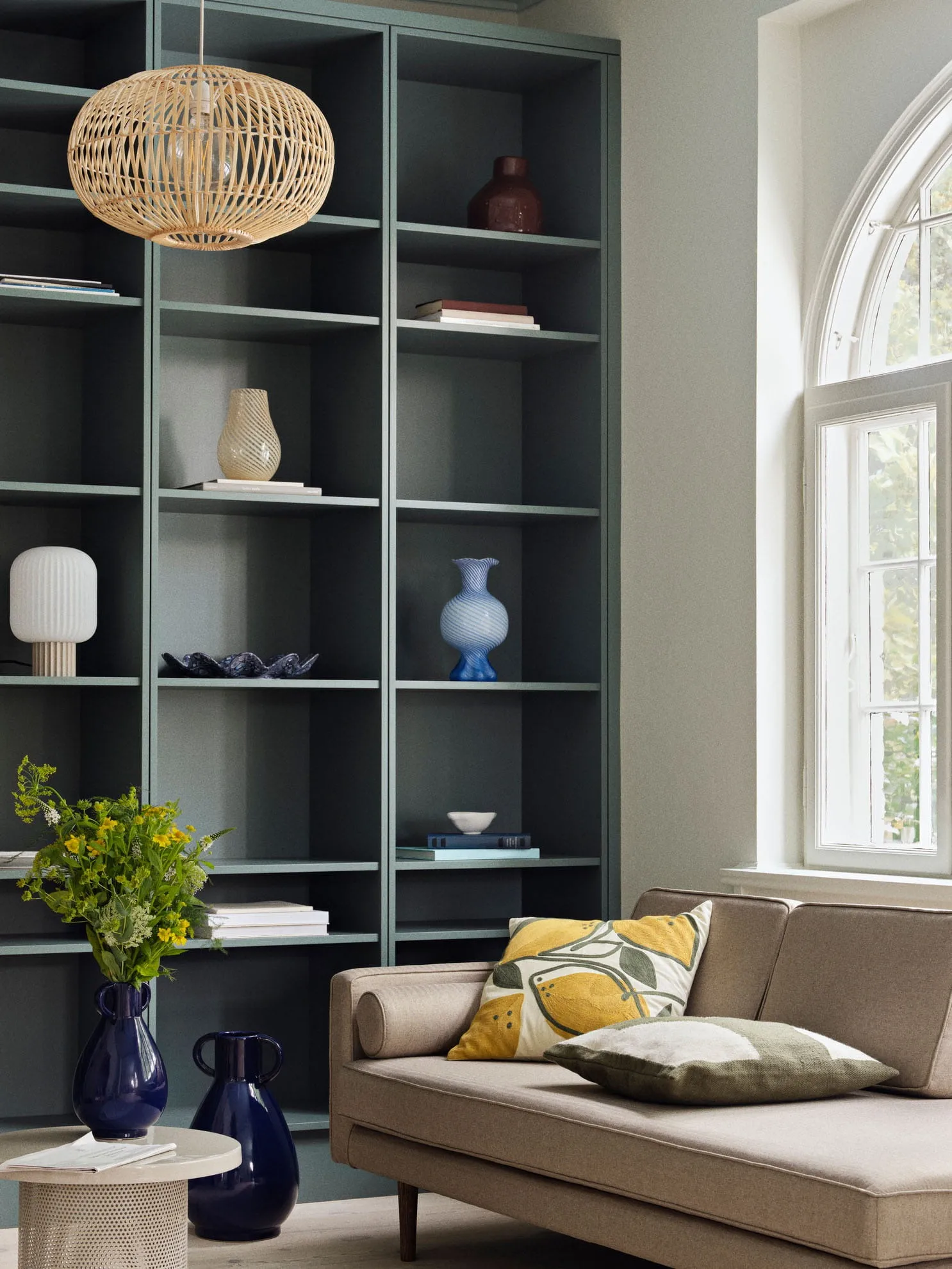 Simi 花瓶 44.6 cm, Deep cobolt blue Broste Copenhagen | ブロスト コペンハーゲン