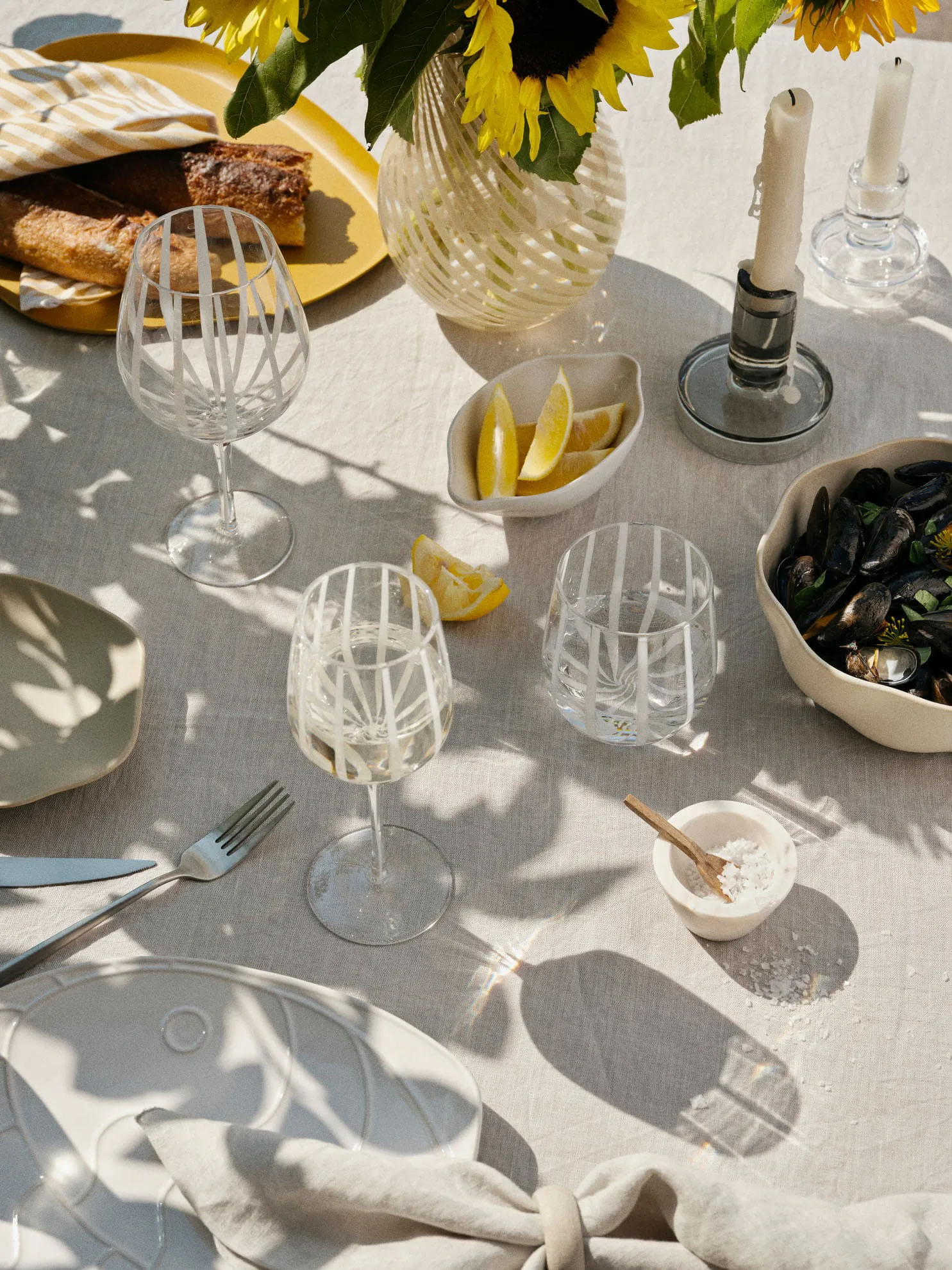 Stripe 白ワイングラス 35 cl, Clear-white stripes Broste Copenhagen | ブロスト コペンハーゲン