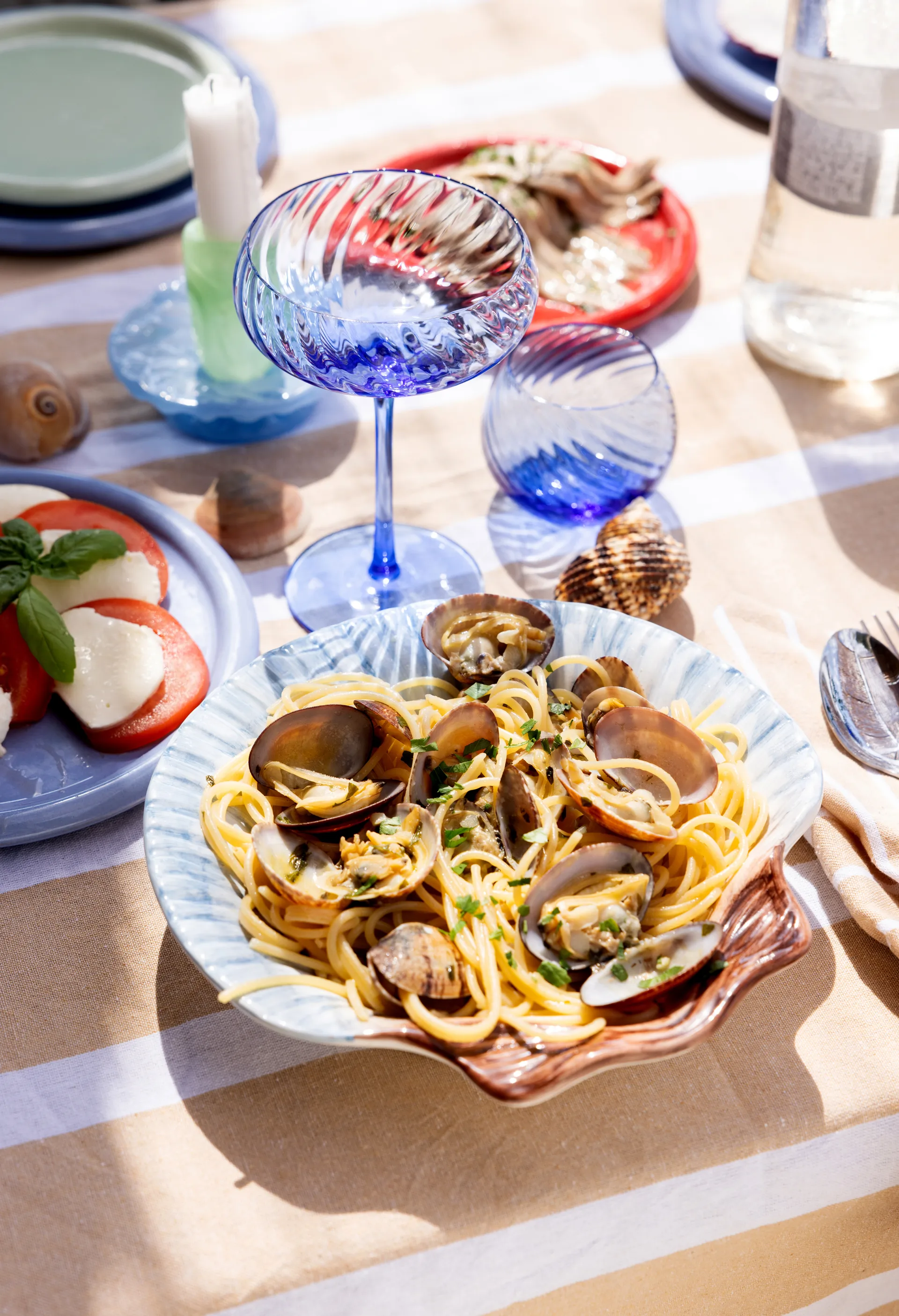 Armona プレート 23.5x23.5 cm, Light blue Byon | バイオン