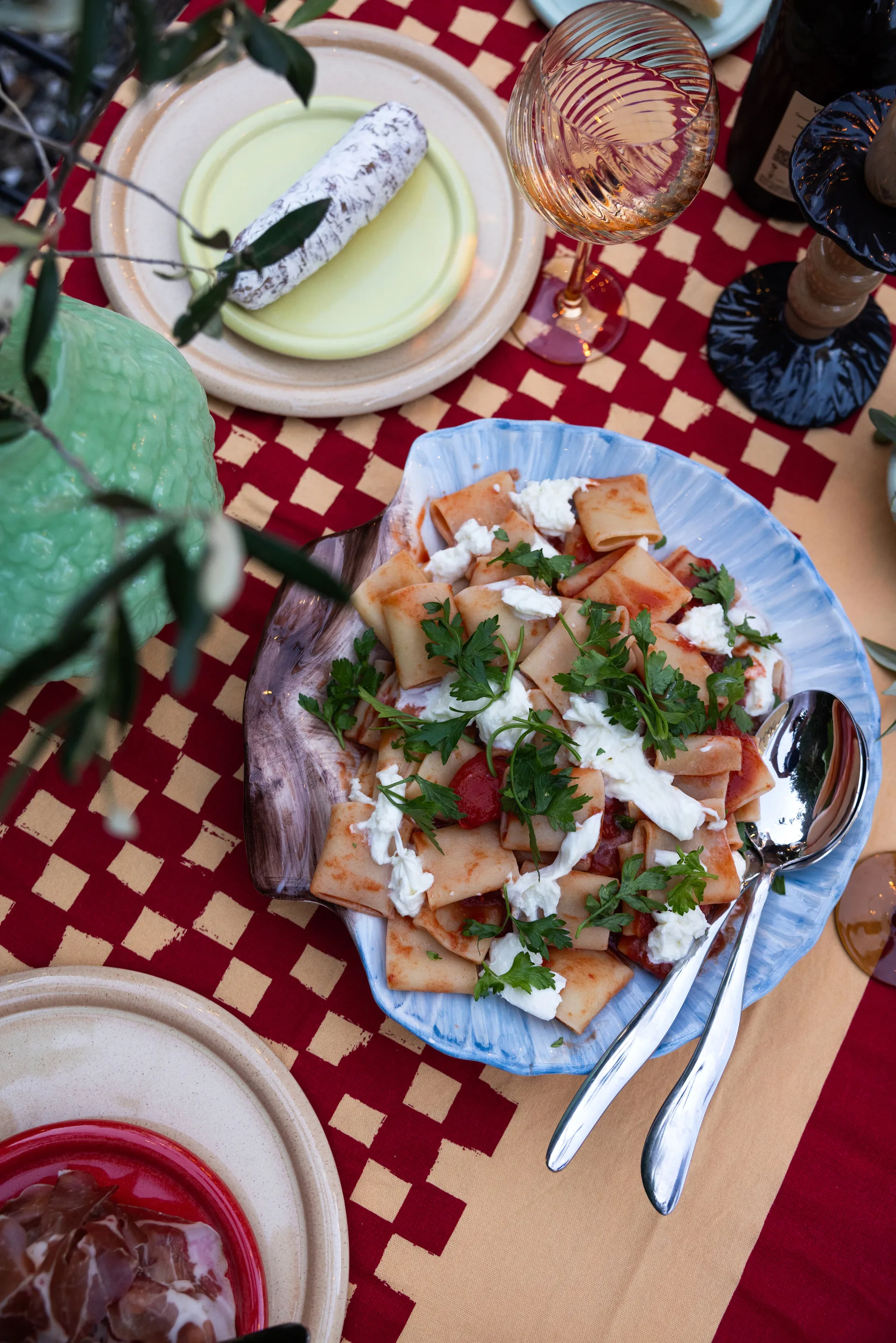 Armona サービングプレート 32x32.5 cm, Light blue Byon | バイオン