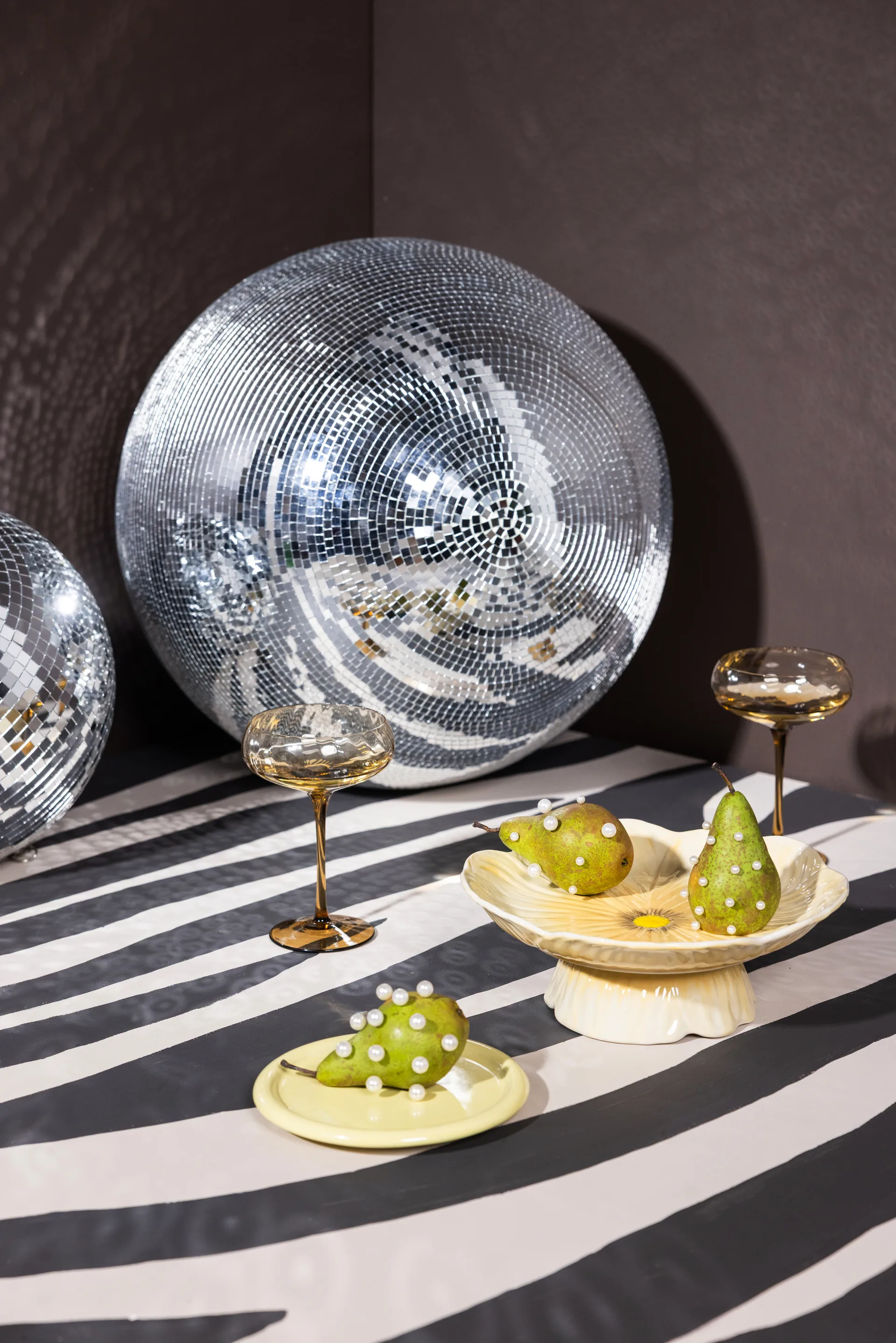 Poppy ケーキスタンド Ø26 cm, Beige Byon | バイオン