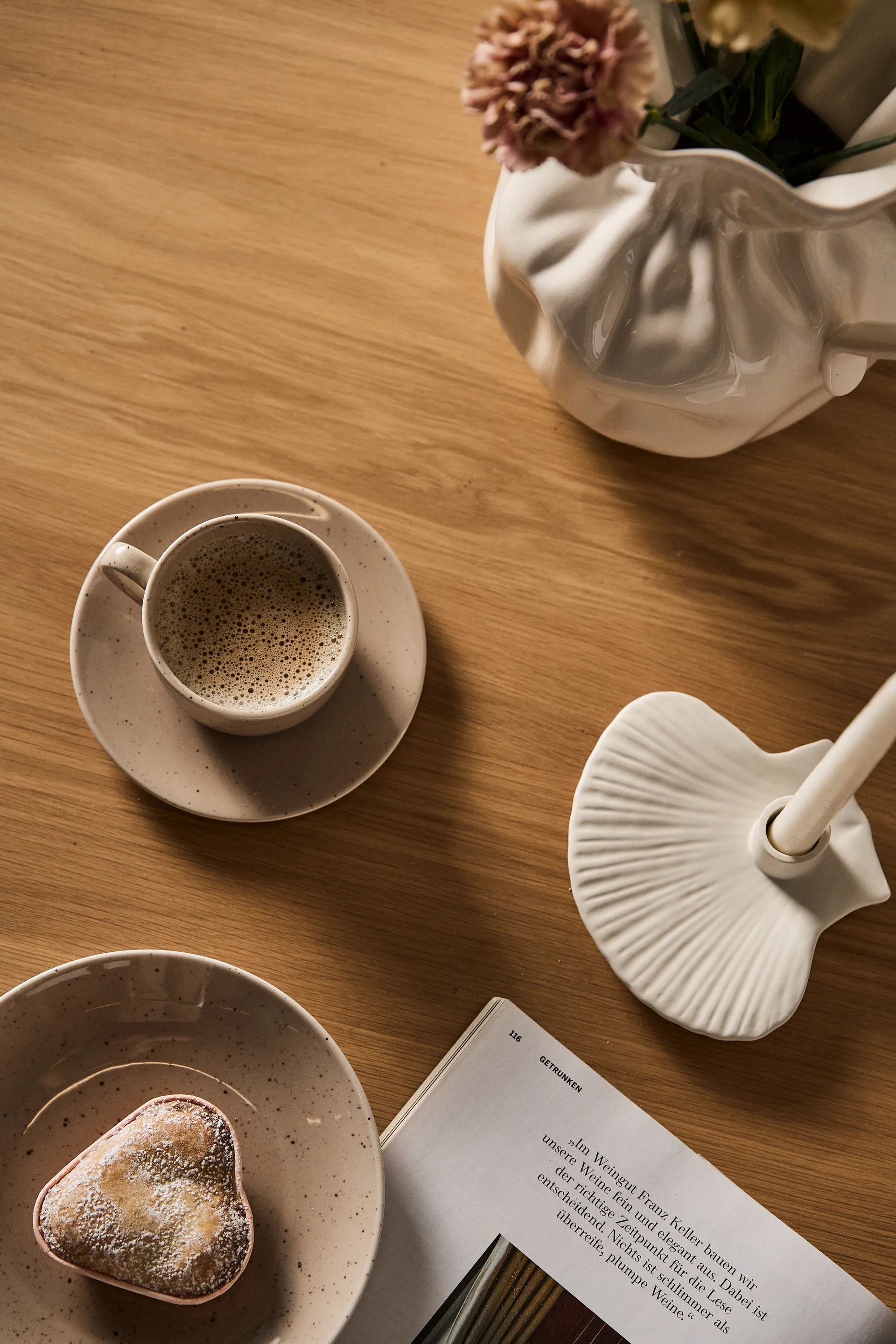 Shell キャンドルスティック 15.5 cm, White Byon | バイオン