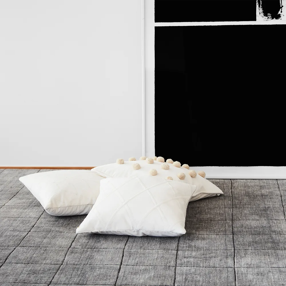 Shimla クッションカバー 50x50 cm, Ivory Chhatwal & Jonsson | チャットワル＆ヨンソン