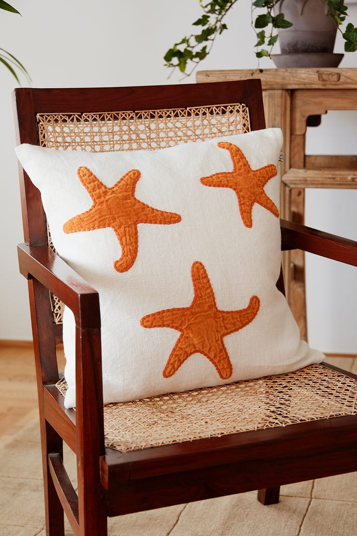 Star Fish クッションカバー 50x50 cm - Off white-orange - Chhatwal & Jonsson | チャットワル＆ヨンソン