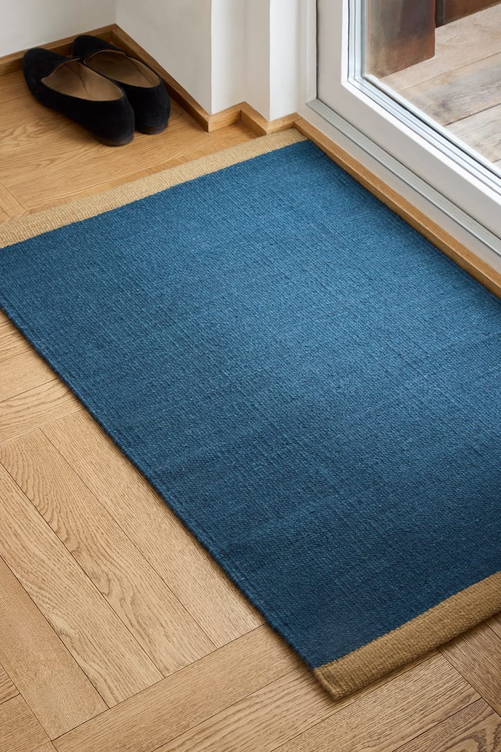 Traceable Tarun ドアマット 60x90 cm, Dark Blue-Beige Chhatwal & Jonsson | チャットワル＆ヨンソン