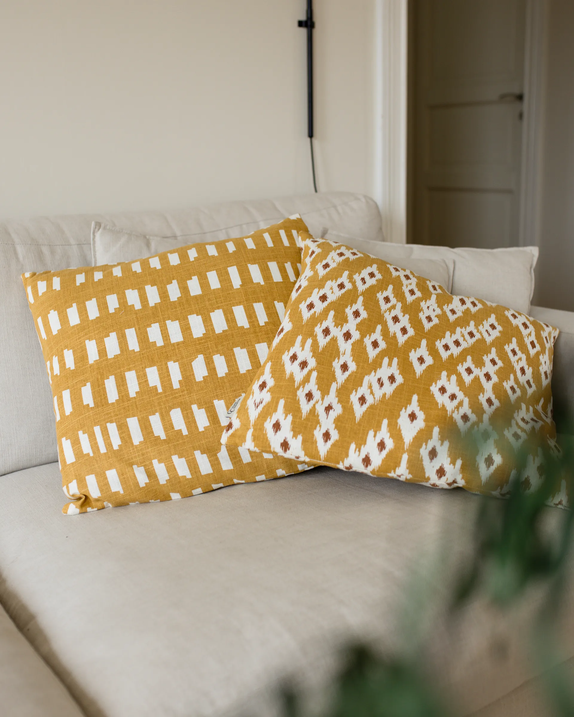 Ikat Diamond クッションカバー 50x50 cm, Yellow Classic Collection | クラシックコレクション