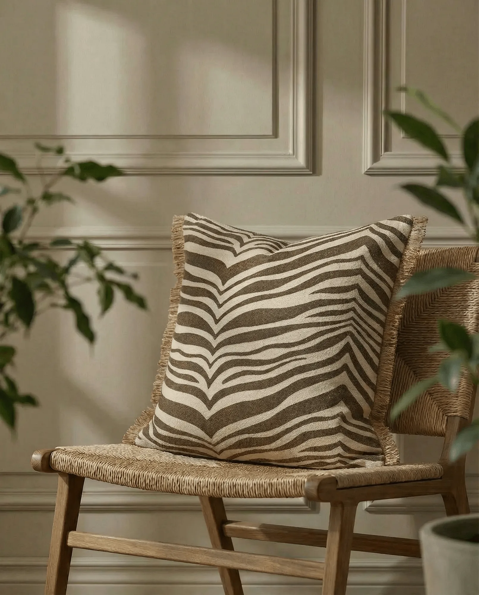 Zebra cushion, Brown-natural, 50x50 cm Classic Collection | クラシックコレクション