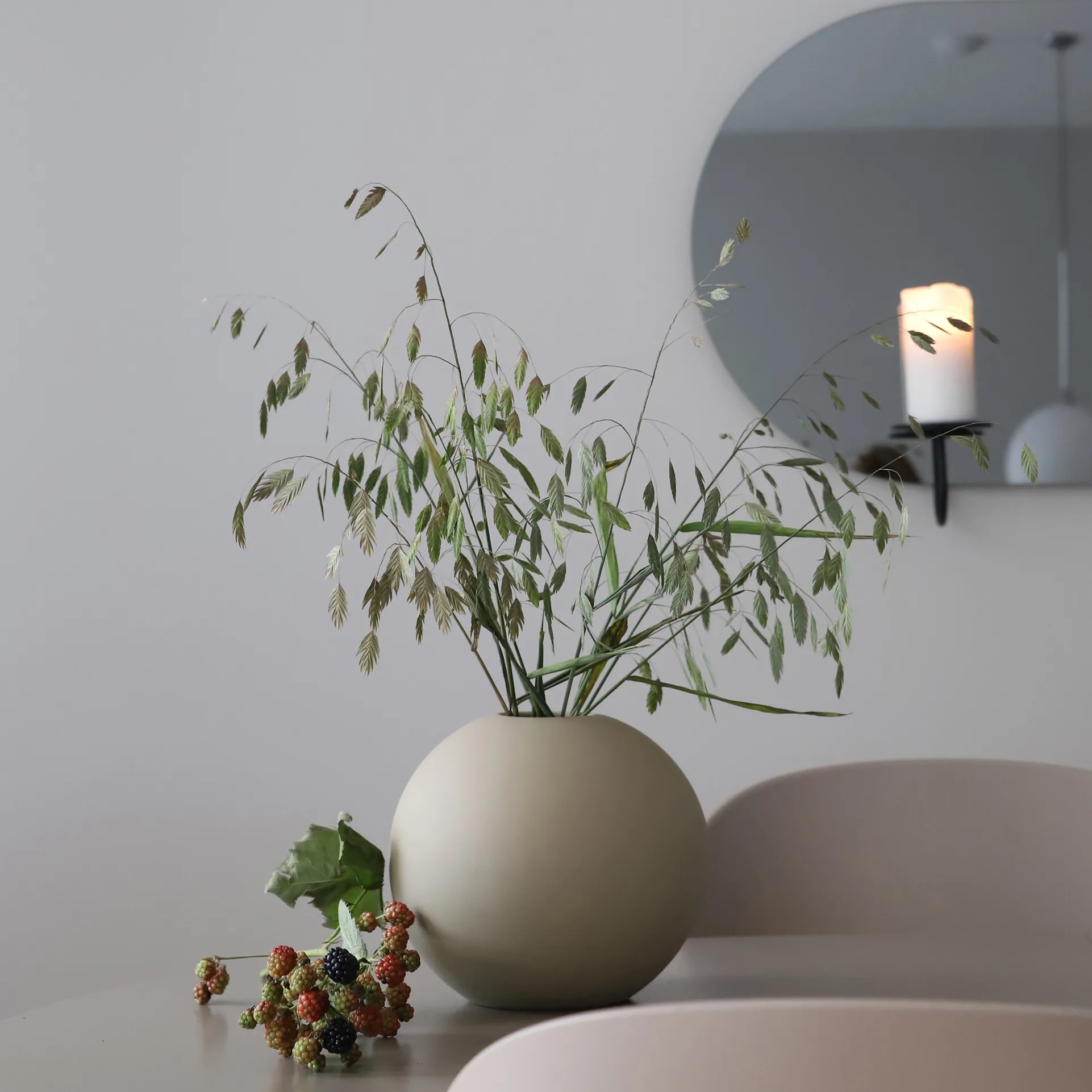 Cooee Design Frodig フラワーベース 花瓶 グレージュ・サンド Cooee