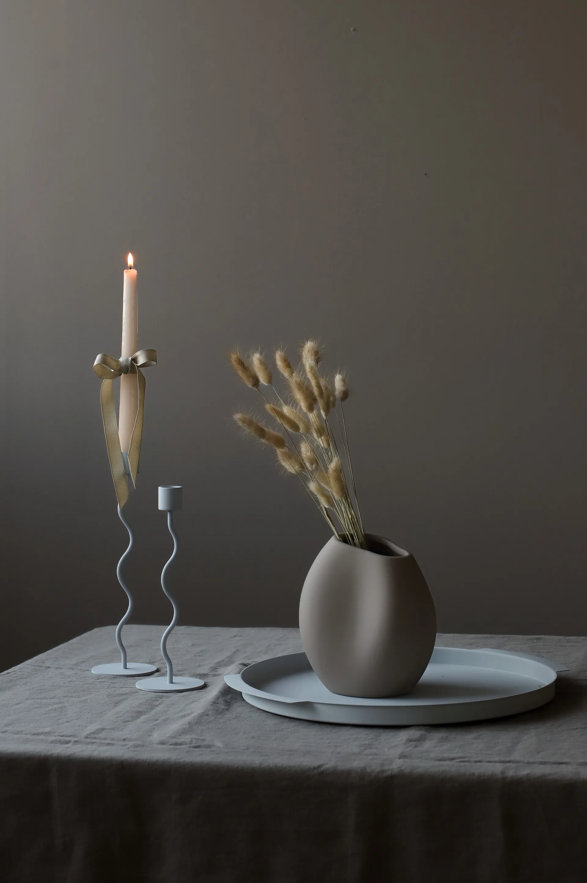 Curved キャンドルホルダー 23 cm, Pale blue Cooee Design | クーイーデザイン