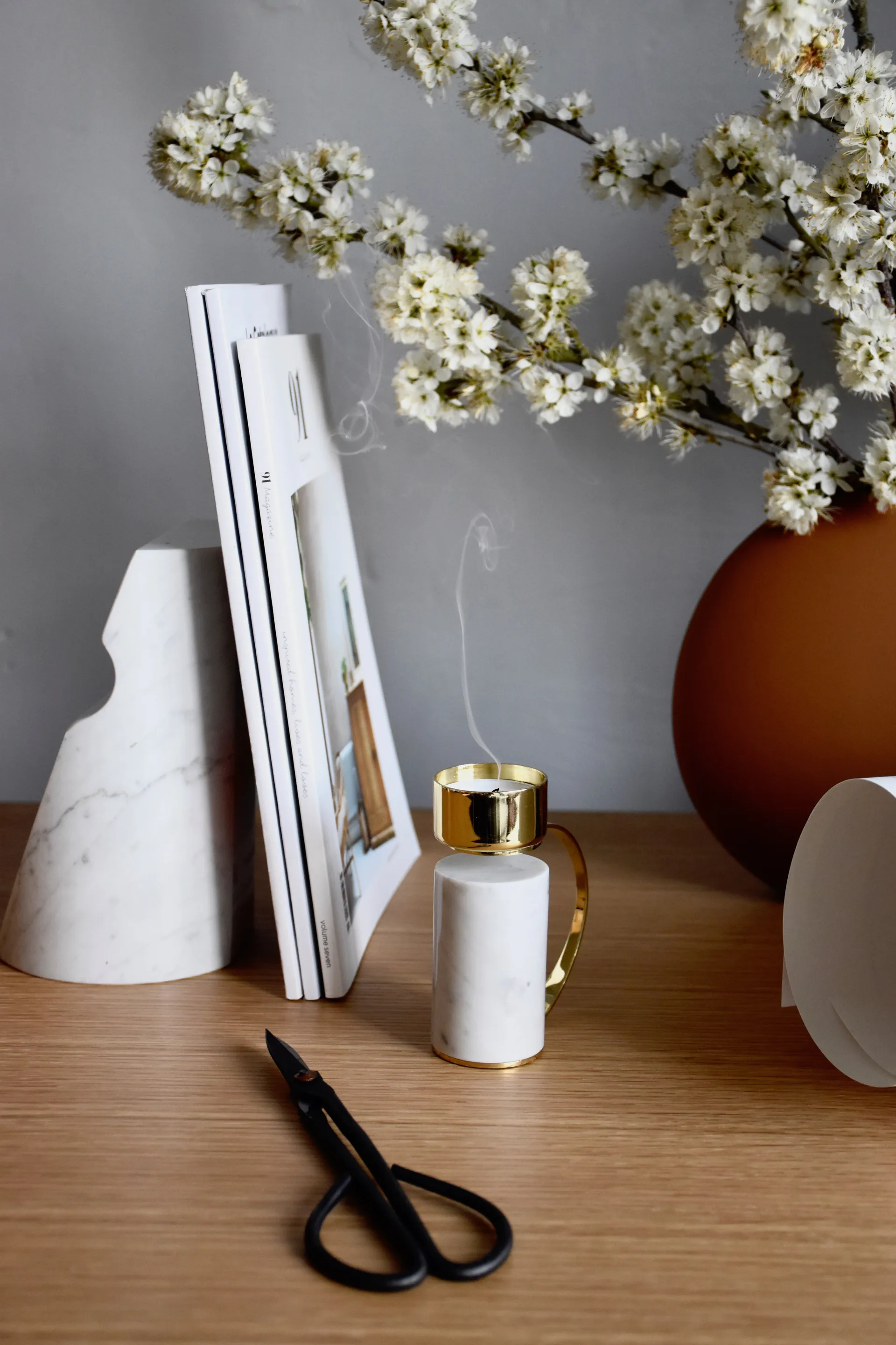 Heavy キャンドル ホルダー, carrara Cooee Design | クーイーデザイン