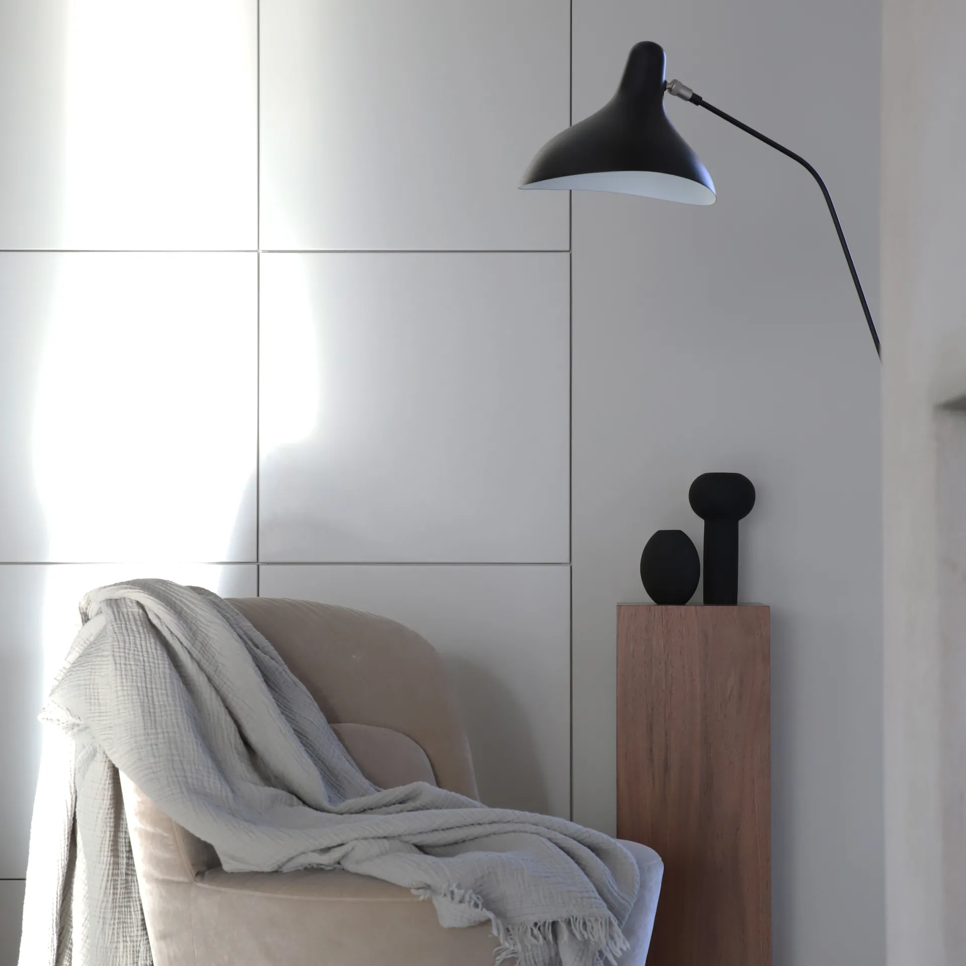 Pillar 花瓶 24 cm, Black Cooee Design | クーイーデザイン