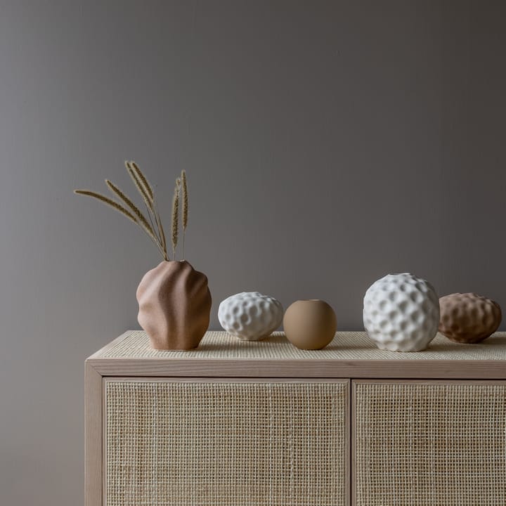 Seedpod 花瓶 10 cm, Walnut Cooee Design | クーイーデザイン