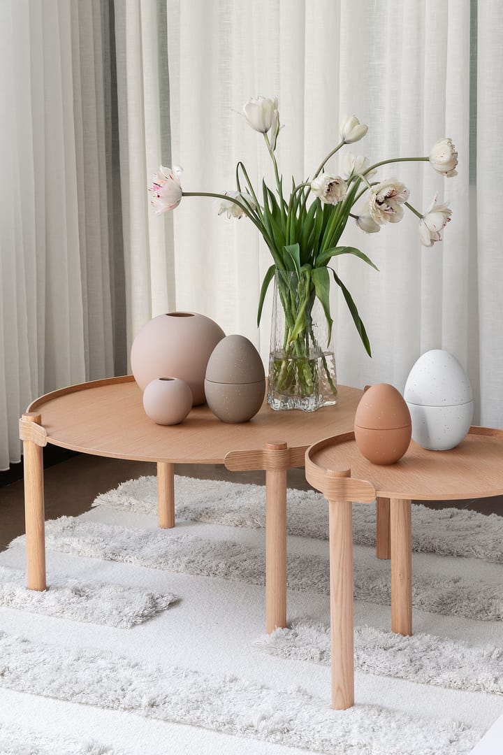 Woody テーブル Ø 80 cm, Oak Cooee Design | クーイーデザイン