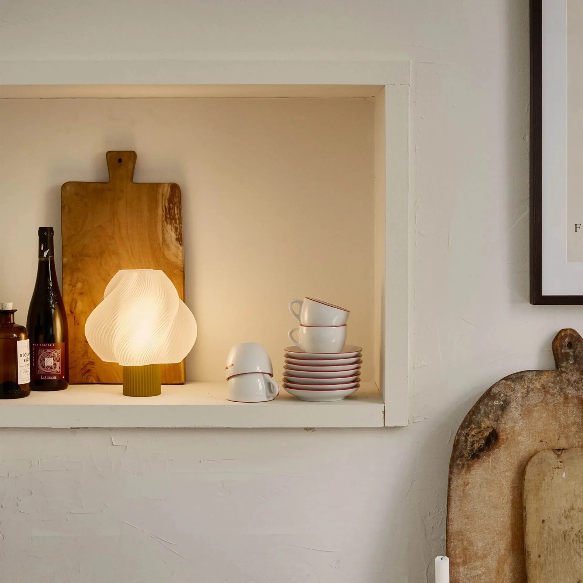 Soft Serve ポータブルテーブルランプ, Cloudberry, 23 cm Crème Atelier