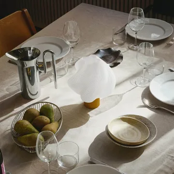 Soft Serve ポータブルテーブルランプ - Cloudberry, 23 cm - Crème Atelier