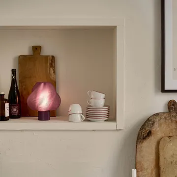 Soft Serve ポータブルテーブルランプ - Lavender sorbet, 23 cm - Crème Atelier