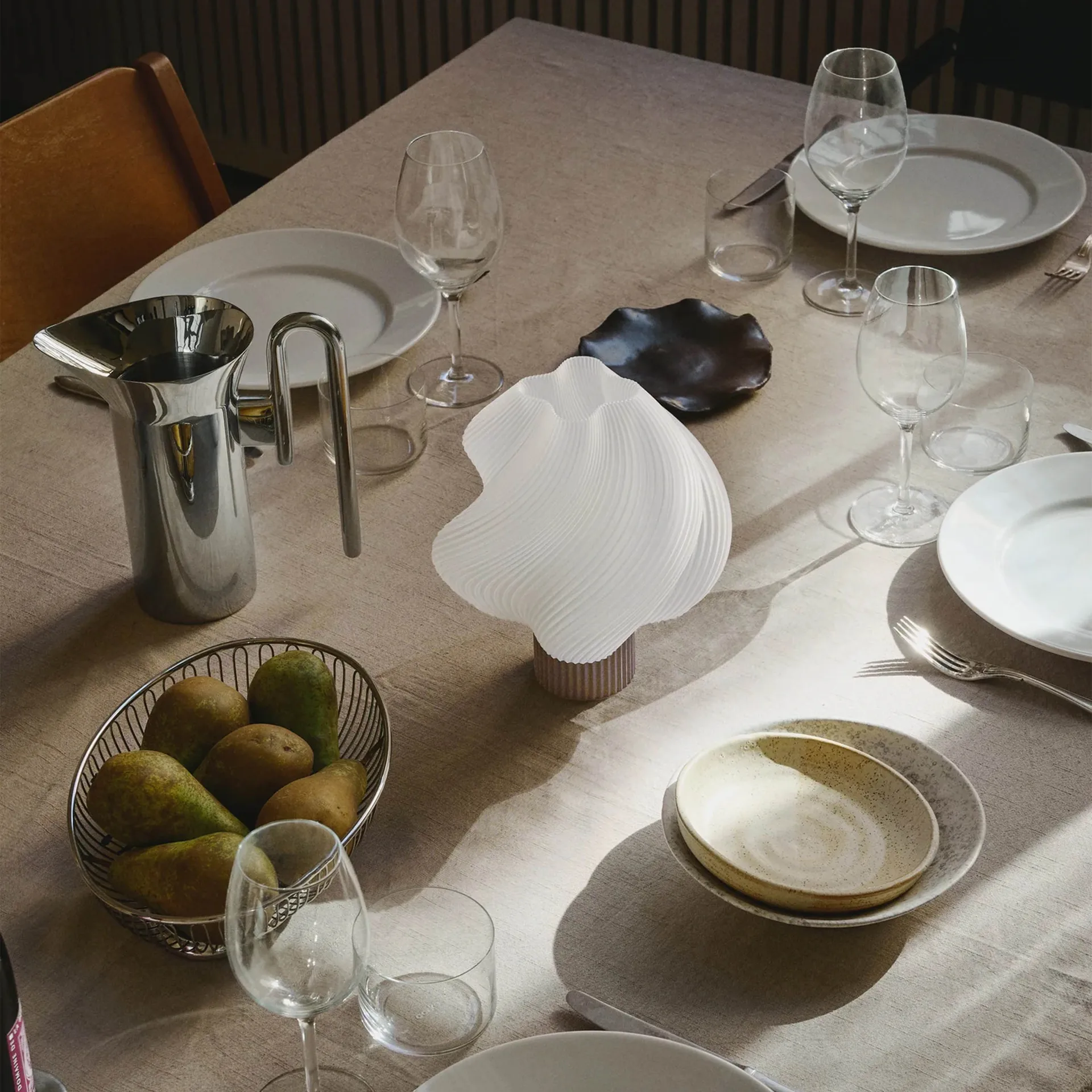 Soft Serve ポータブルテーブルランプ, Mocha, 23 cm Crème Atelier