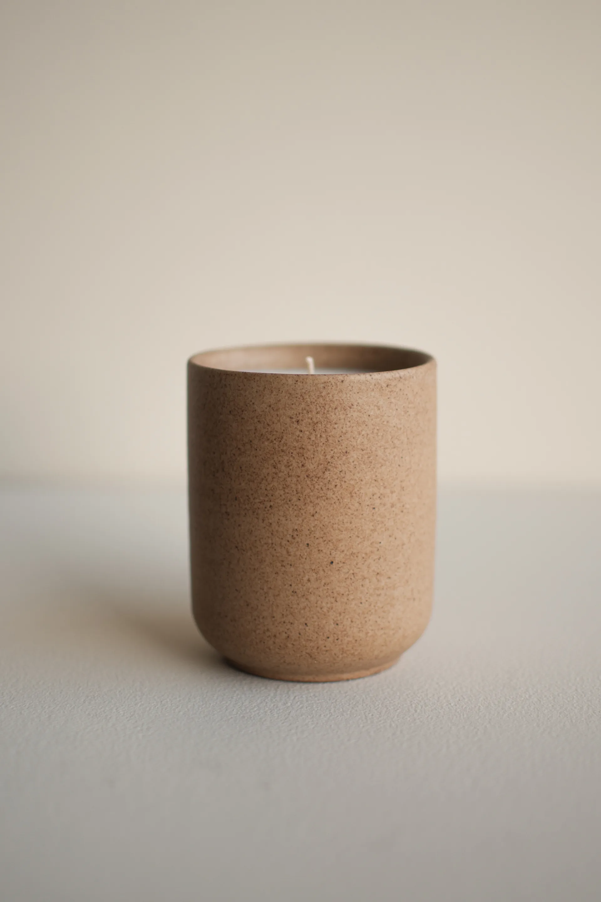 Burn アロマキャンドル 60時間, Beige DBKD | ディービーケーディー