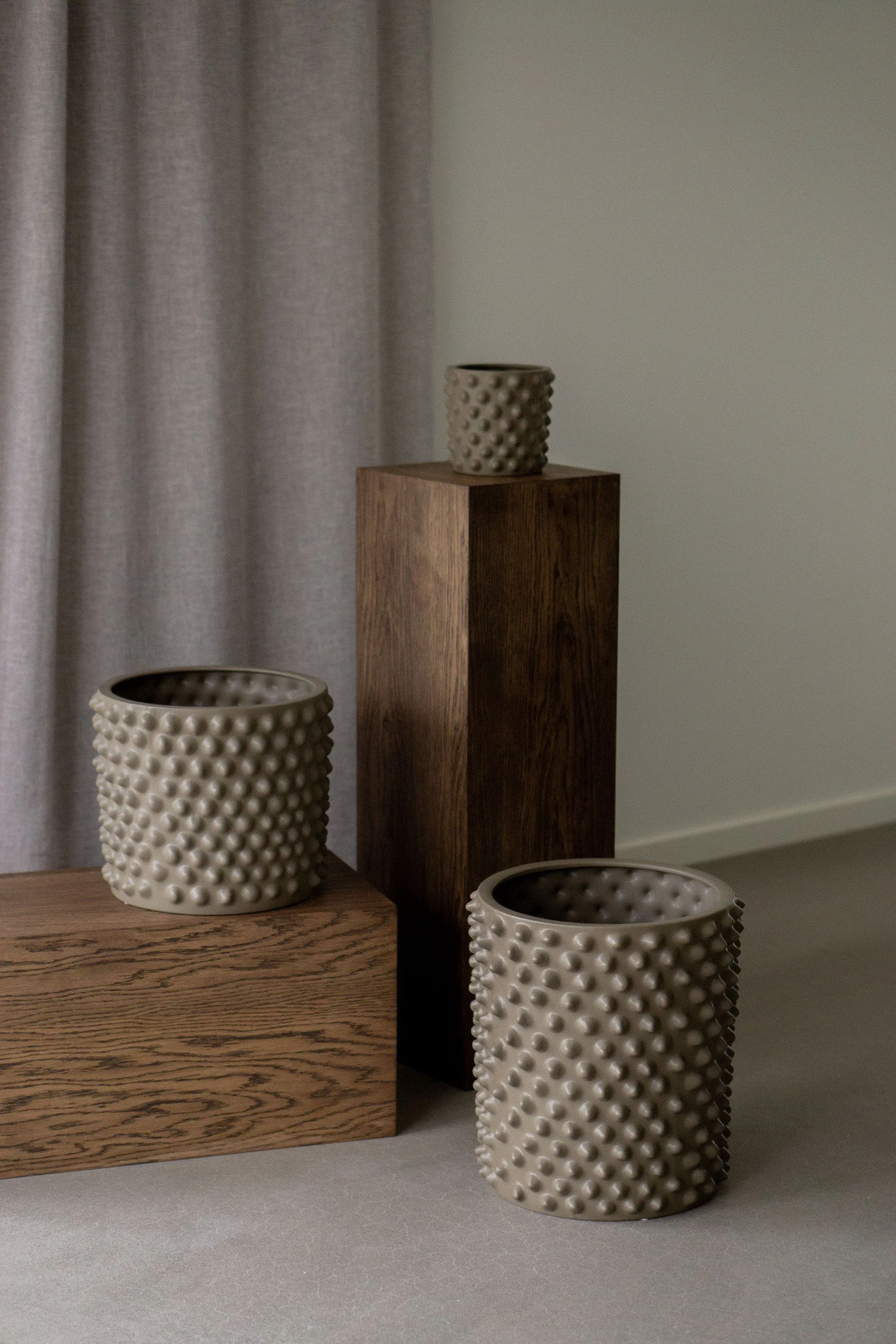 Cloudy 植木鉢 dust, Large Ø33 cm DBKD | ディービーケーディー