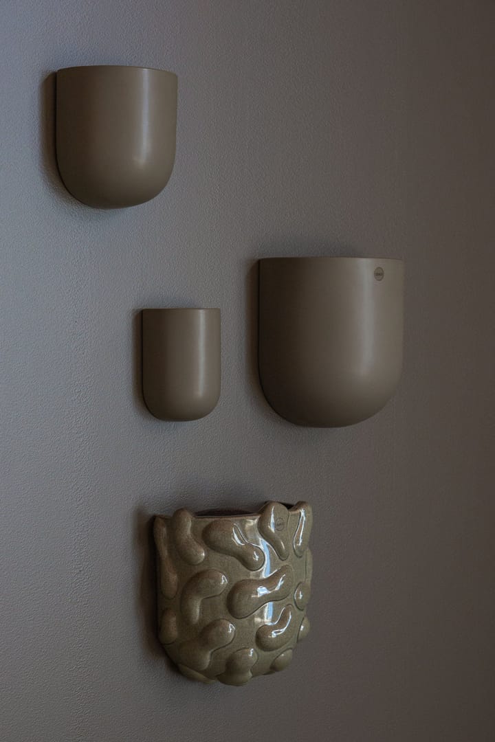 Cut wall-hang 植木鉢 dust, Large 17 cm DBKD | ディービーケーディー