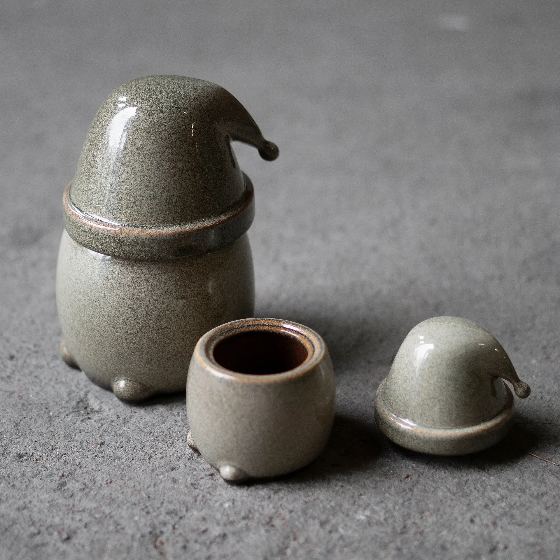 Eating サンタ 蓋付きジャー S, multi DBKD | ディービーケーディー