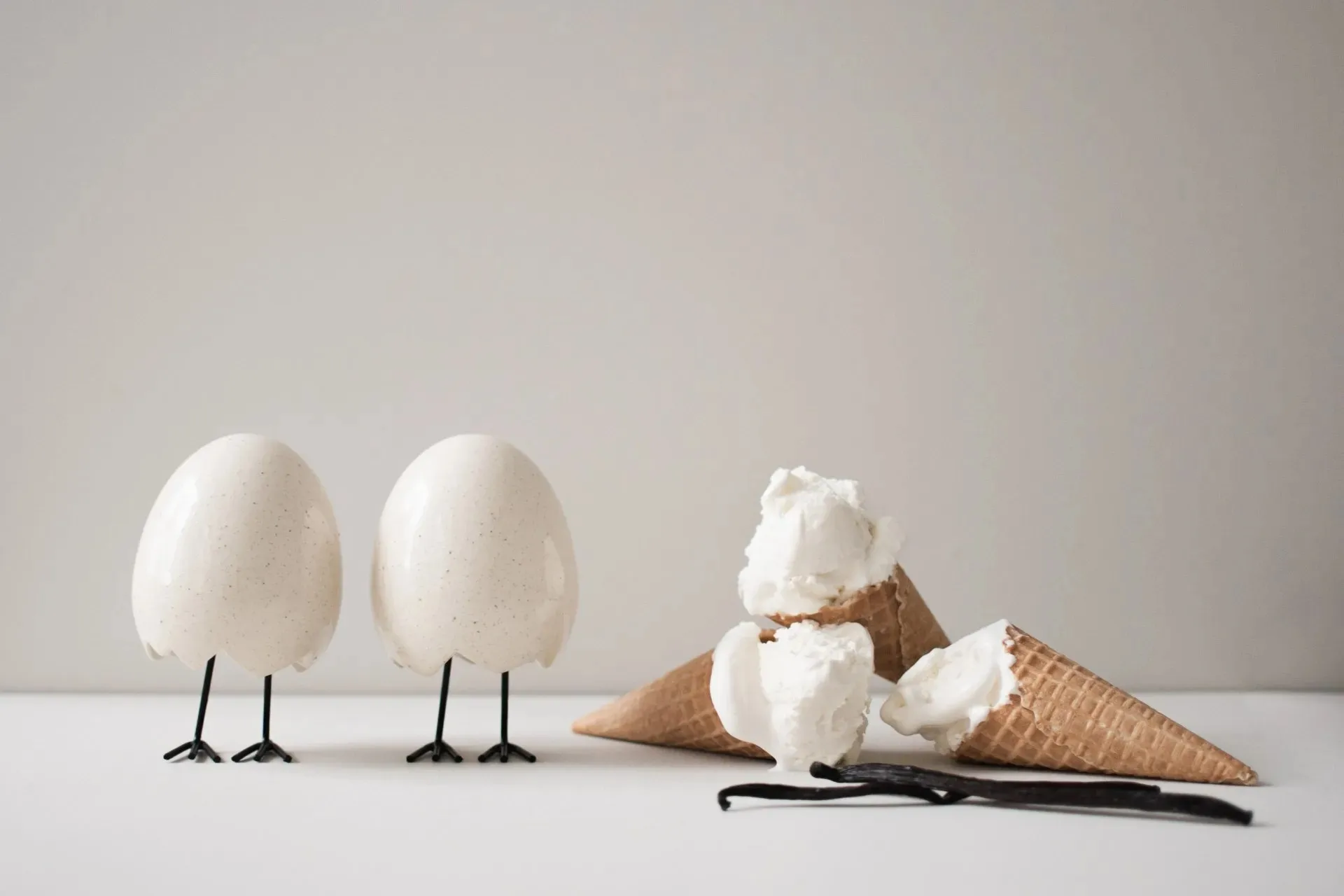 Happy feet イースター デコレーション, Vanilla DBKD | ディービーケーディー