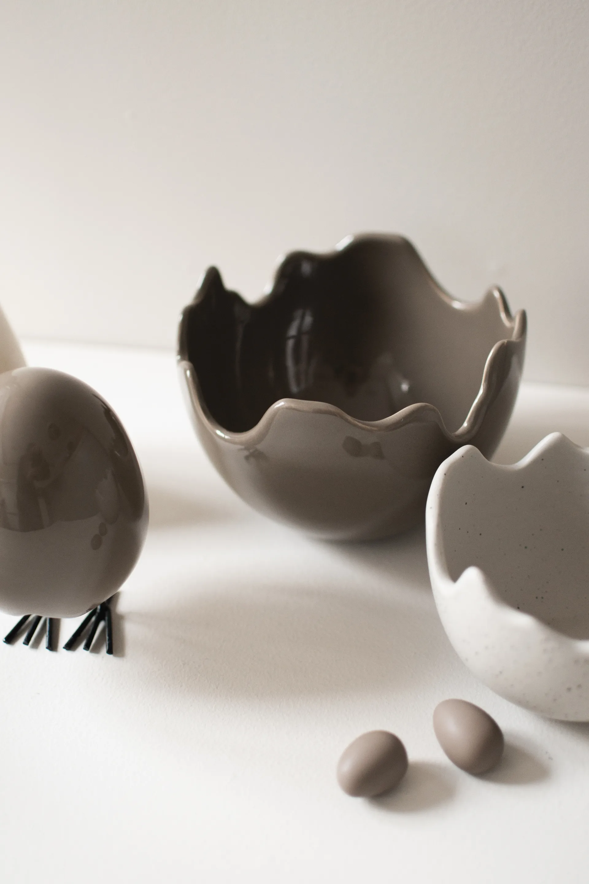 ハッピー イースター ボウル エッグシェル large, Shiny dust DBKD | ディービーケーディー