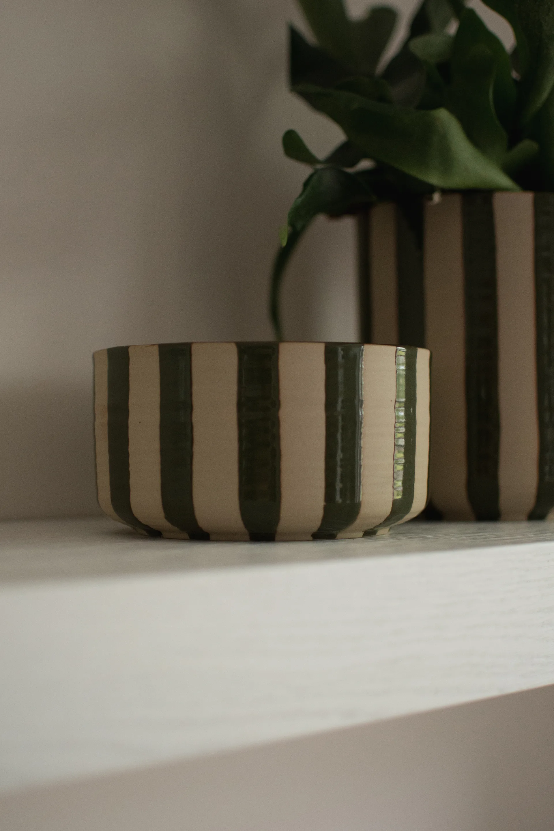 Line デコレーションボウル Ø16 cm, Stripe Green DBKD | ディービーケーディー