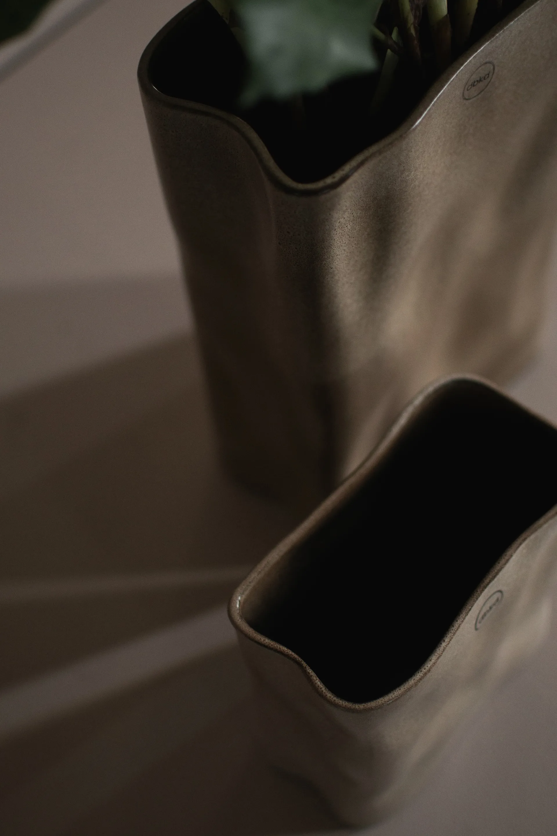 Meadow 花瓶 H18 cm, Beige DBKD | ディービーケーディー