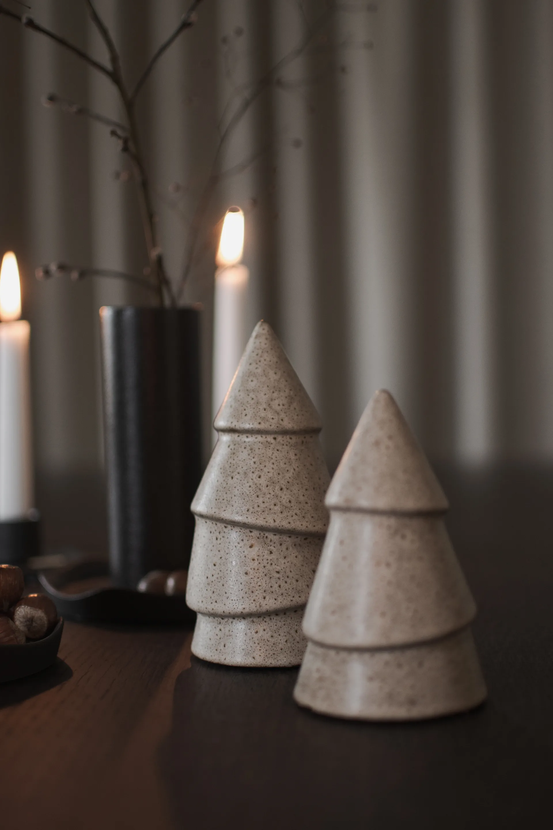 Narrow クリスマスツリー beige, Large 14 cm DBKD | ディービーケーディー