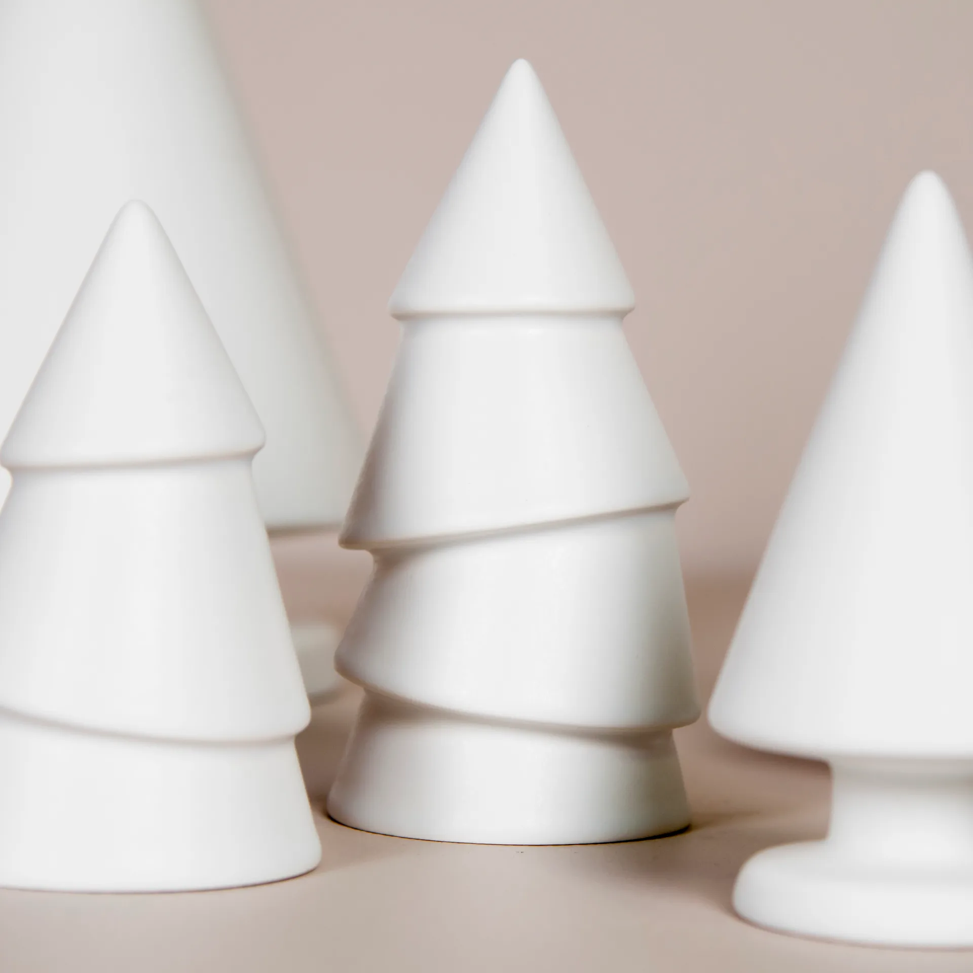 Narrow クリスマスツリー ホワイト, large DBKD | ディービーケーディー