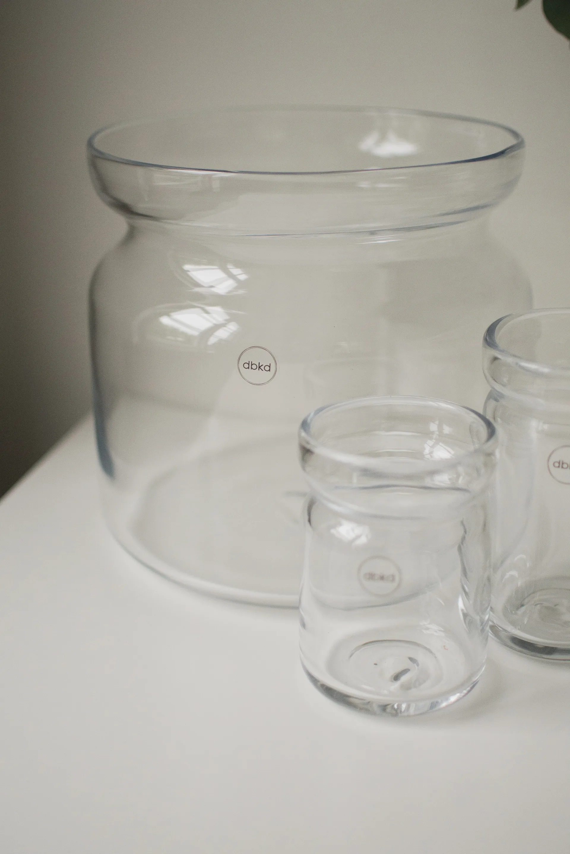 Neck 鉢, Clear, Ø22.5x20 cm DBKD | ディービーケーディー