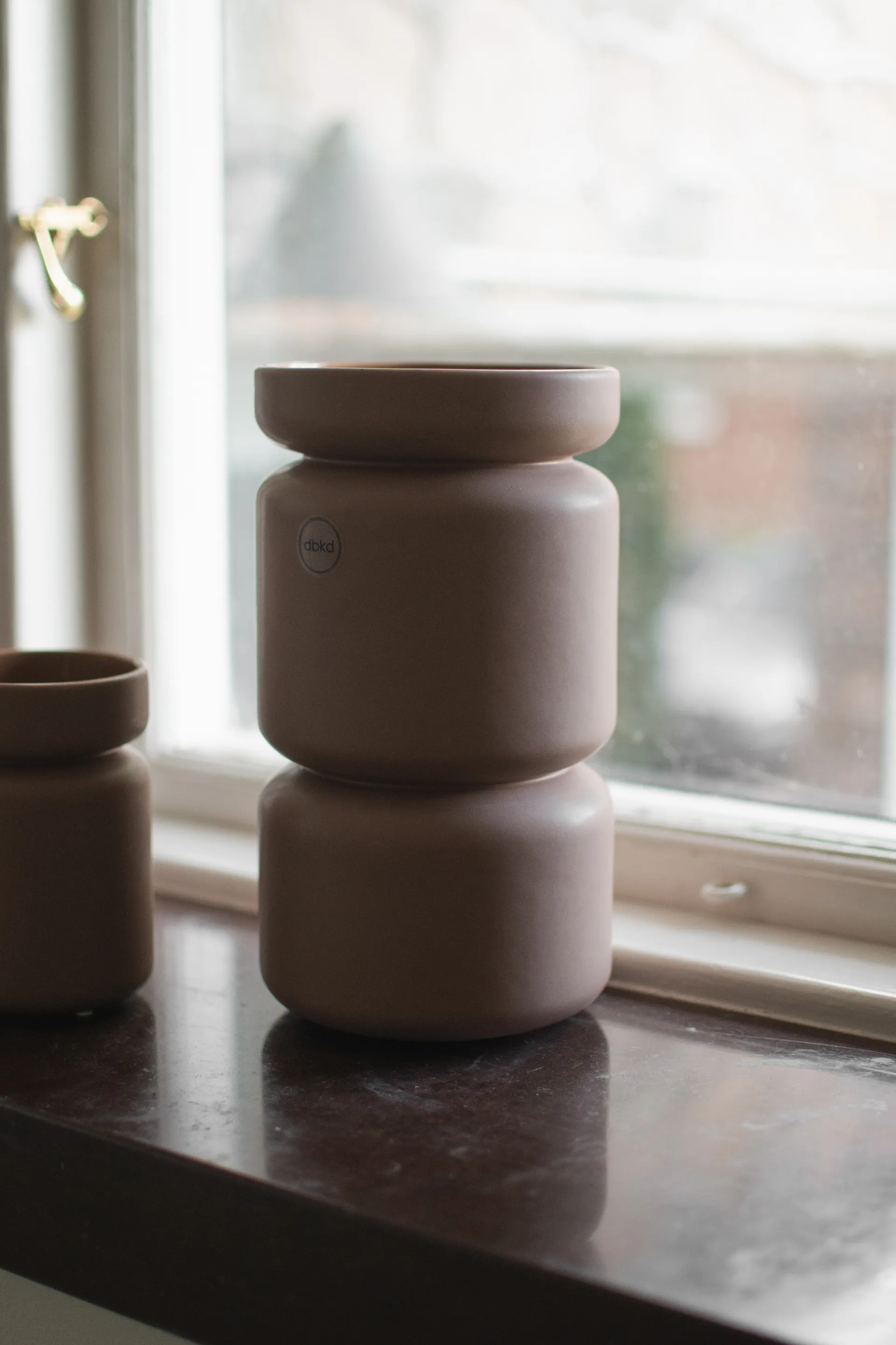 Neck 鉢, Nougat, Ø12x22.5 cm DBKD | ディービーケーディー