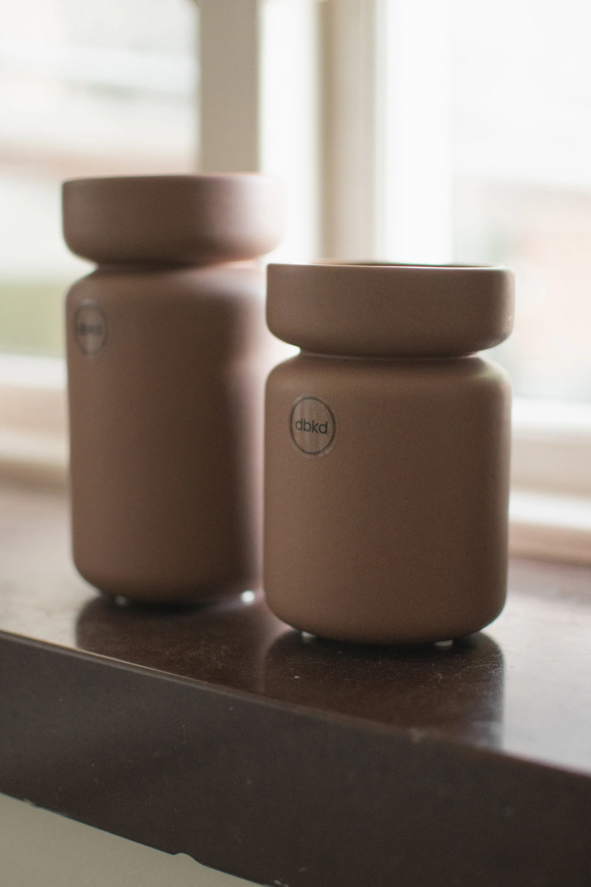 Neck 鉢, Nougat, Ø8x12 cm DBKD | ディービーケーディー