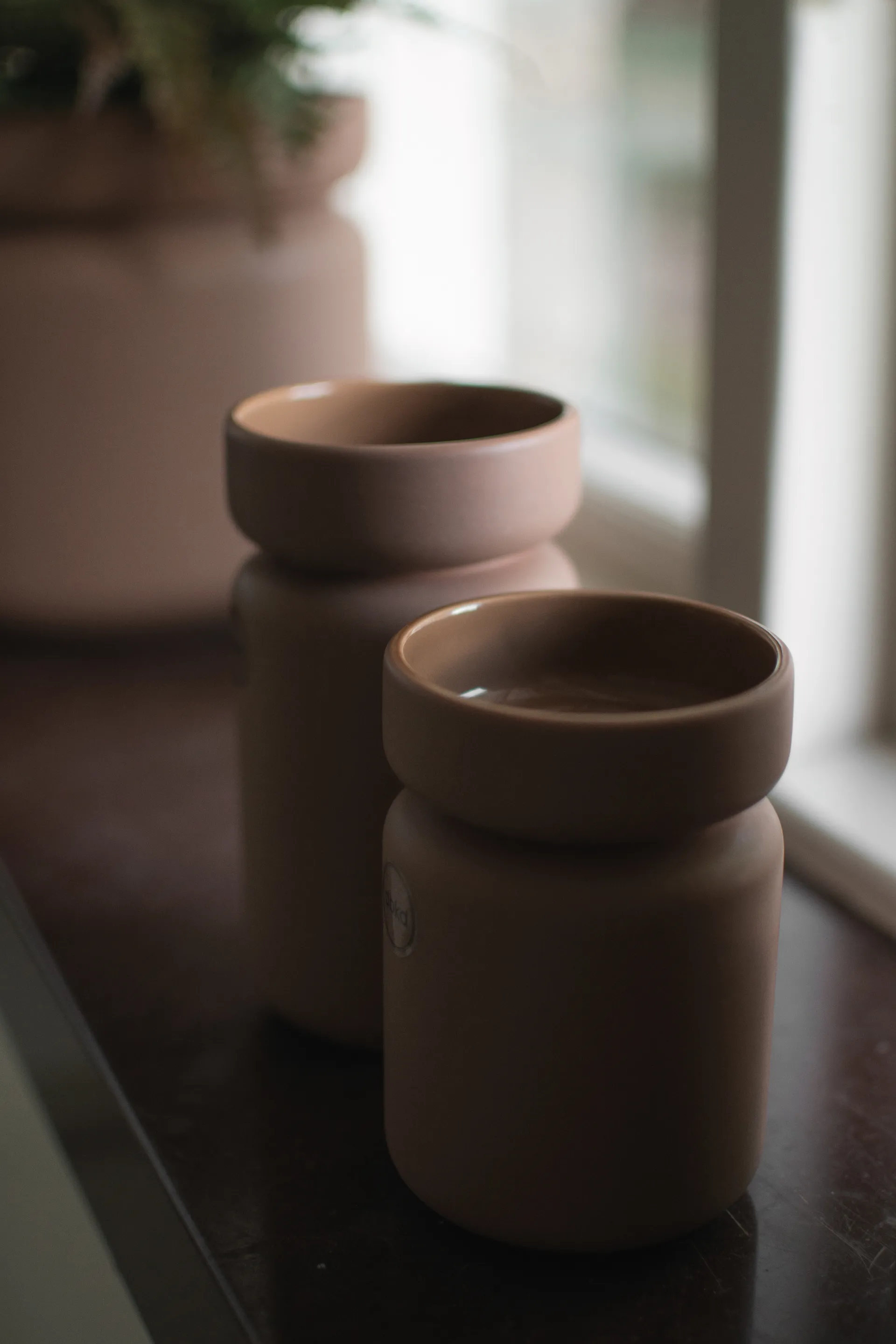 Neck 鉢, Nougat, Ø8x12 cm DBKD | ディービーケーディー