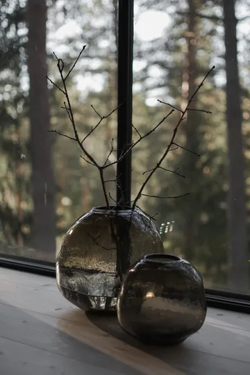 Pebble 花瓶 - ブラウン, ラージ Ø28 cm - DBKD | ディービーケーディー