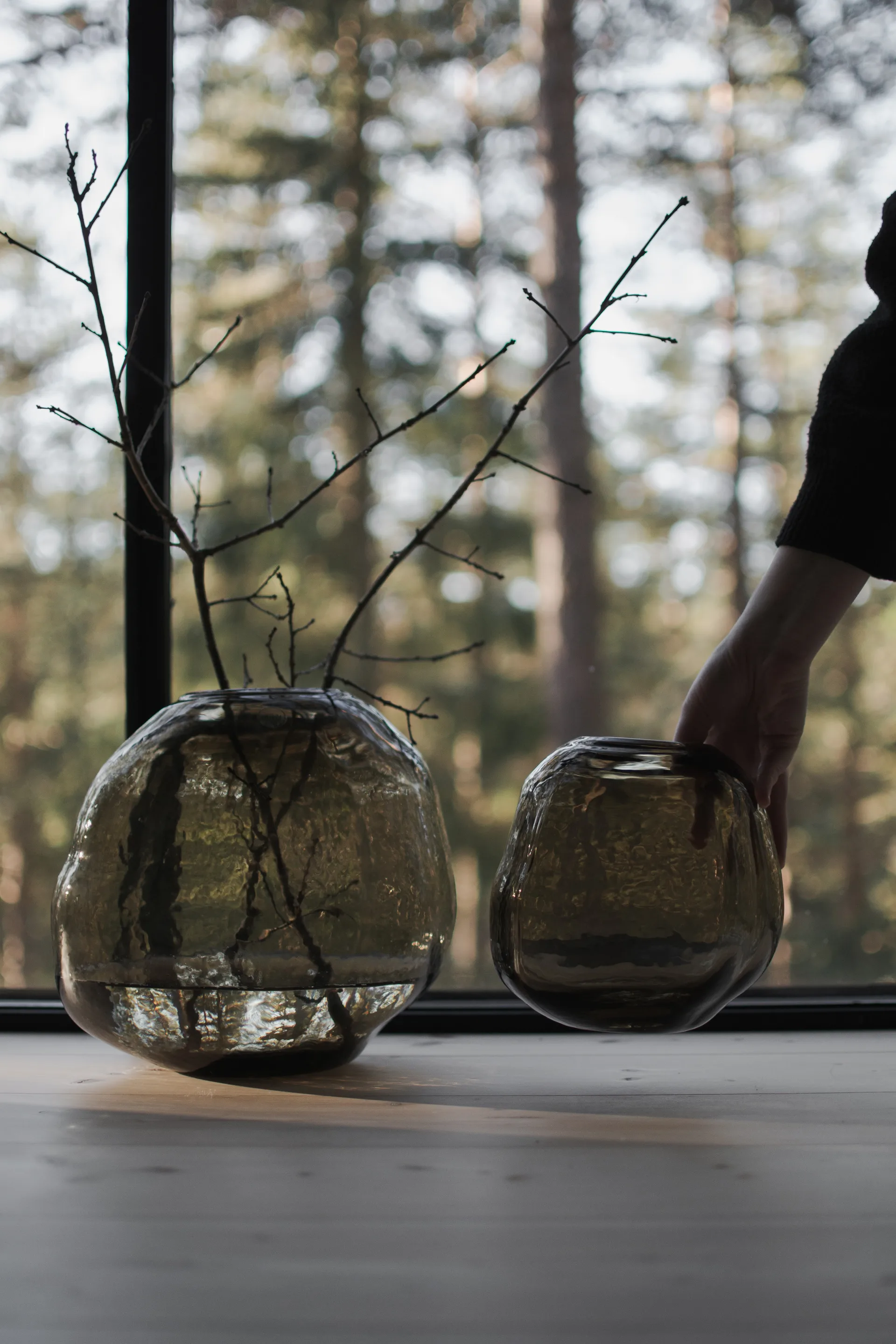 Pebble 花瓶 brown, Small Ø20 cm DBKD | ディービーケーディー