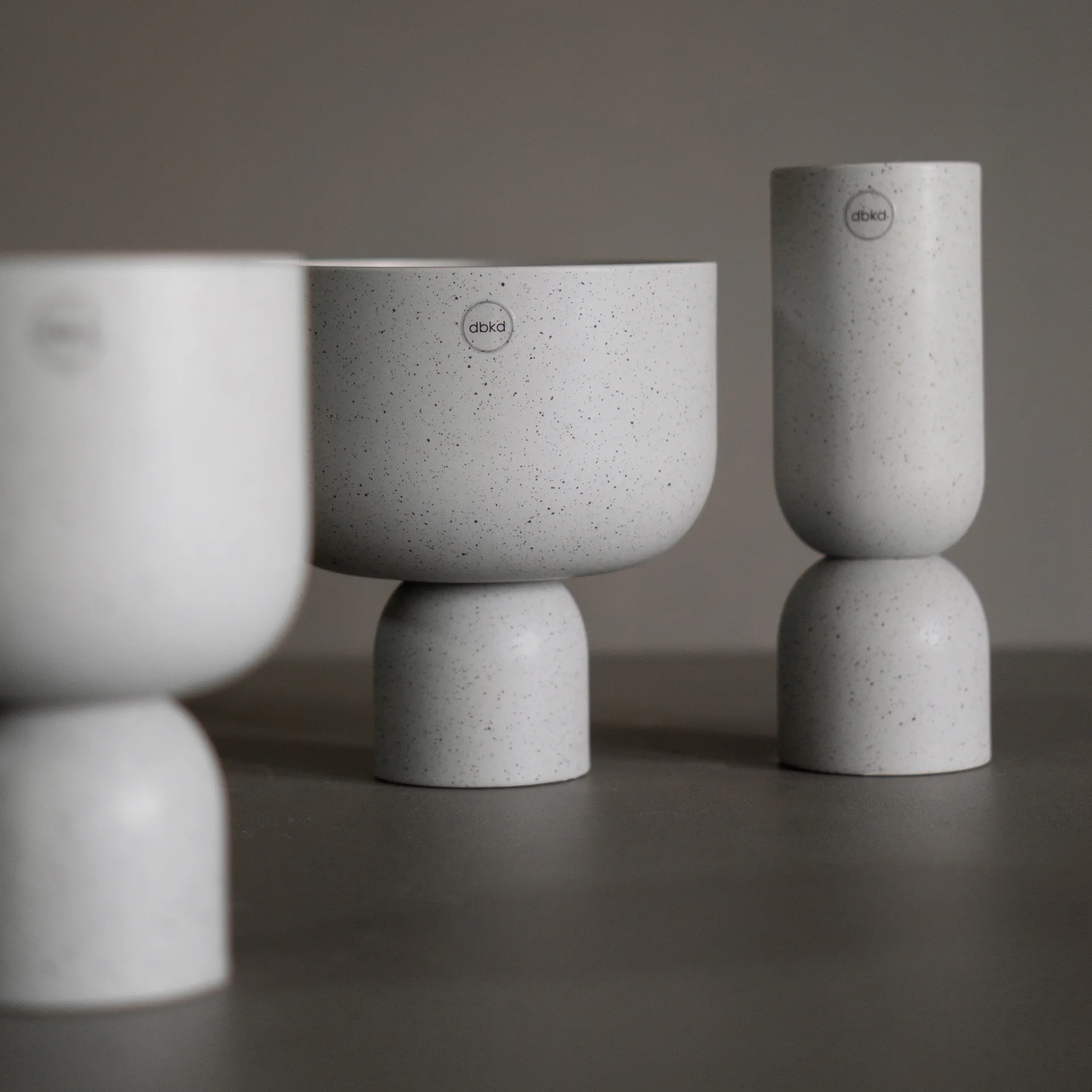Post 花瓶 23 cm, mole dot DBKD | ディービーケーディー