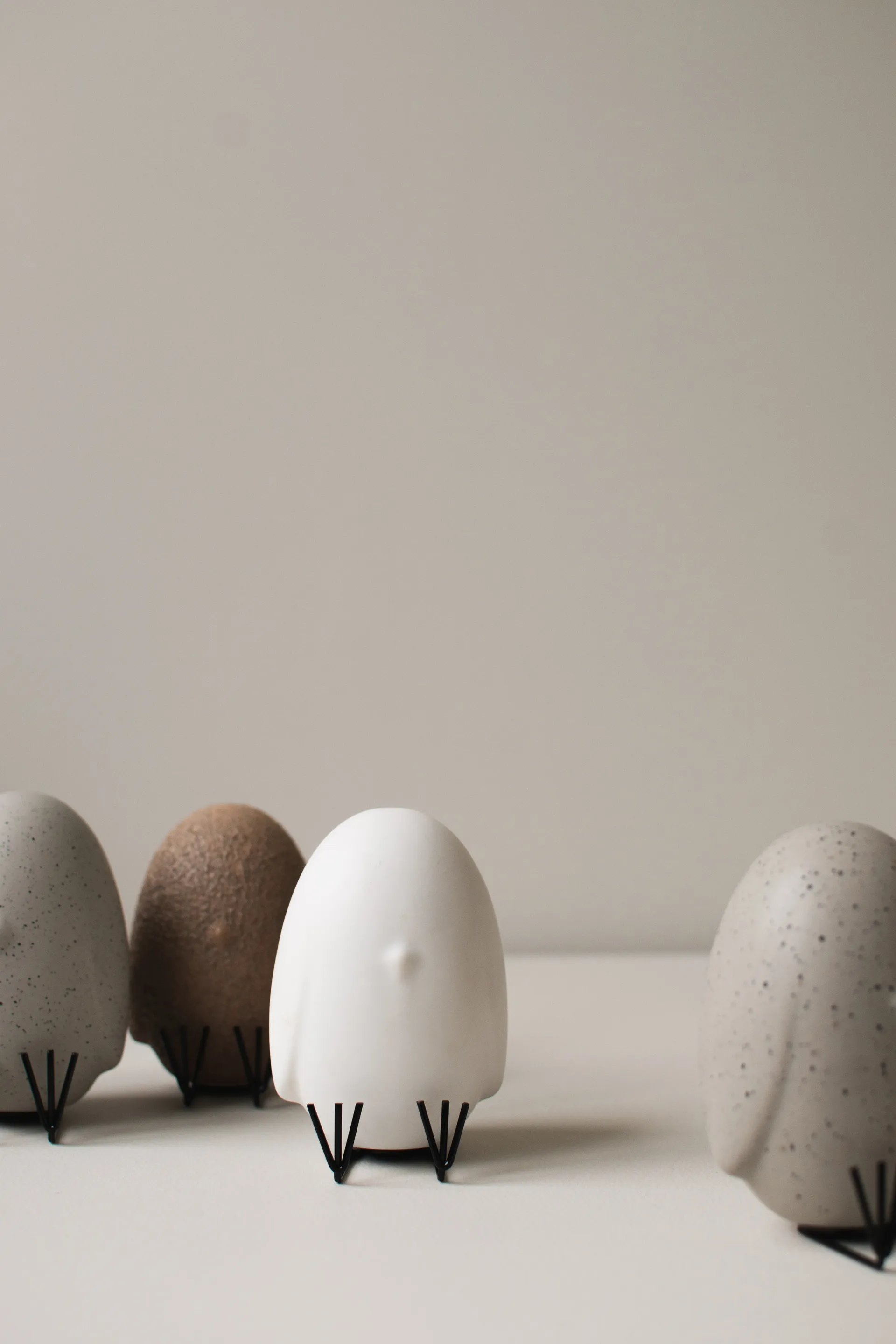 Sit Around イースターデコレーション, White DBKD | ディービーケーディー