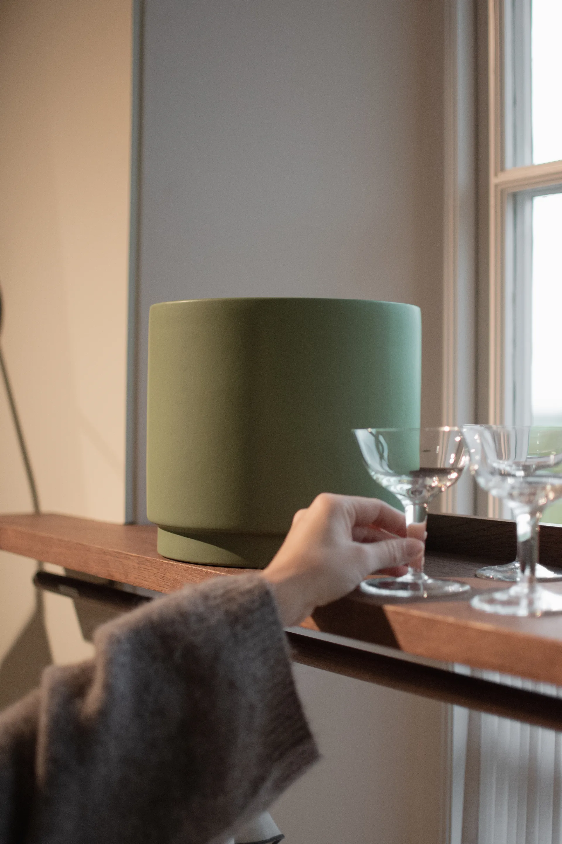 Solid 鉢 green, Large, Ø24 cm DBKD | ディービーケーディー