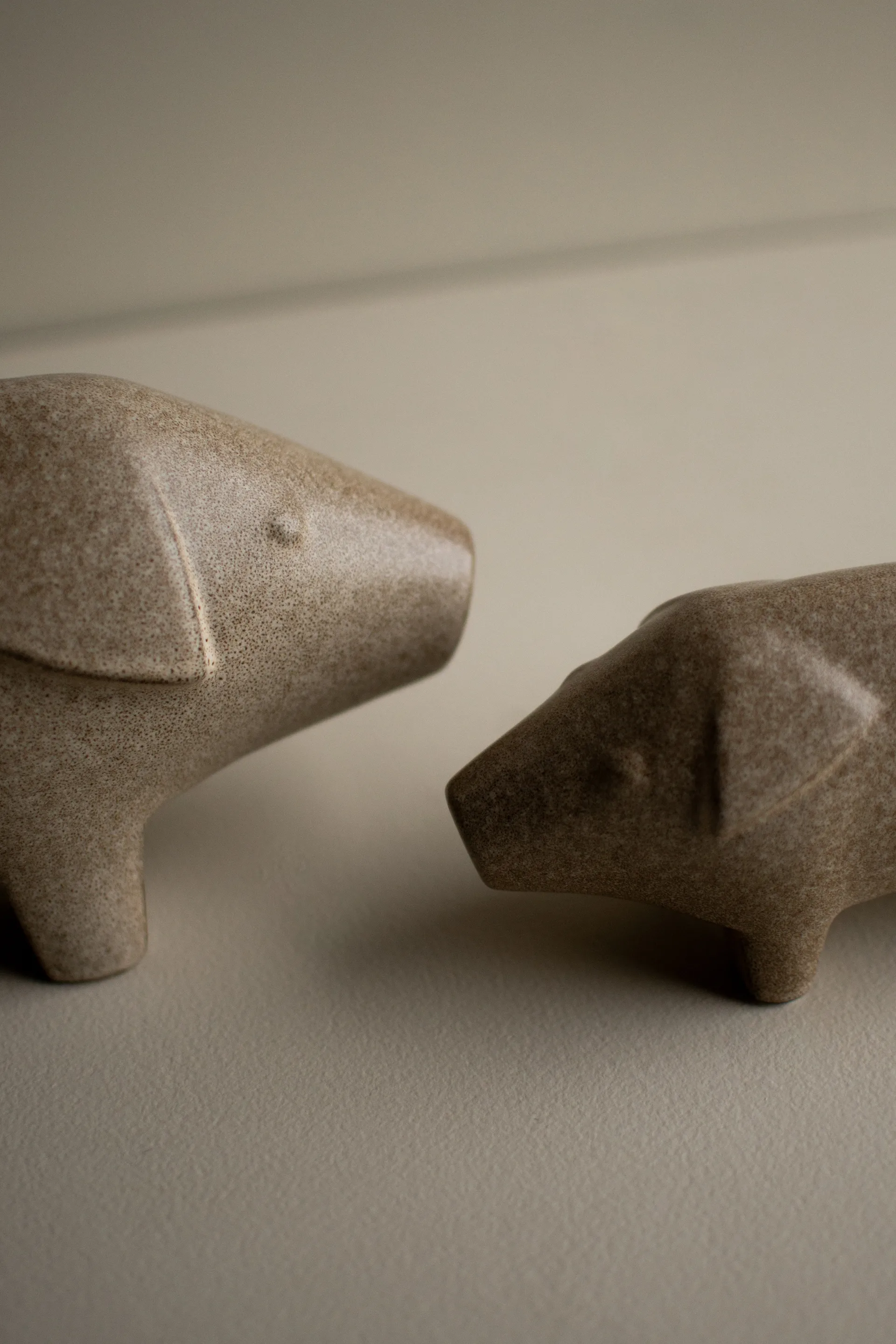 Swedish pig S, Beige DBKD | ディービーケーディー