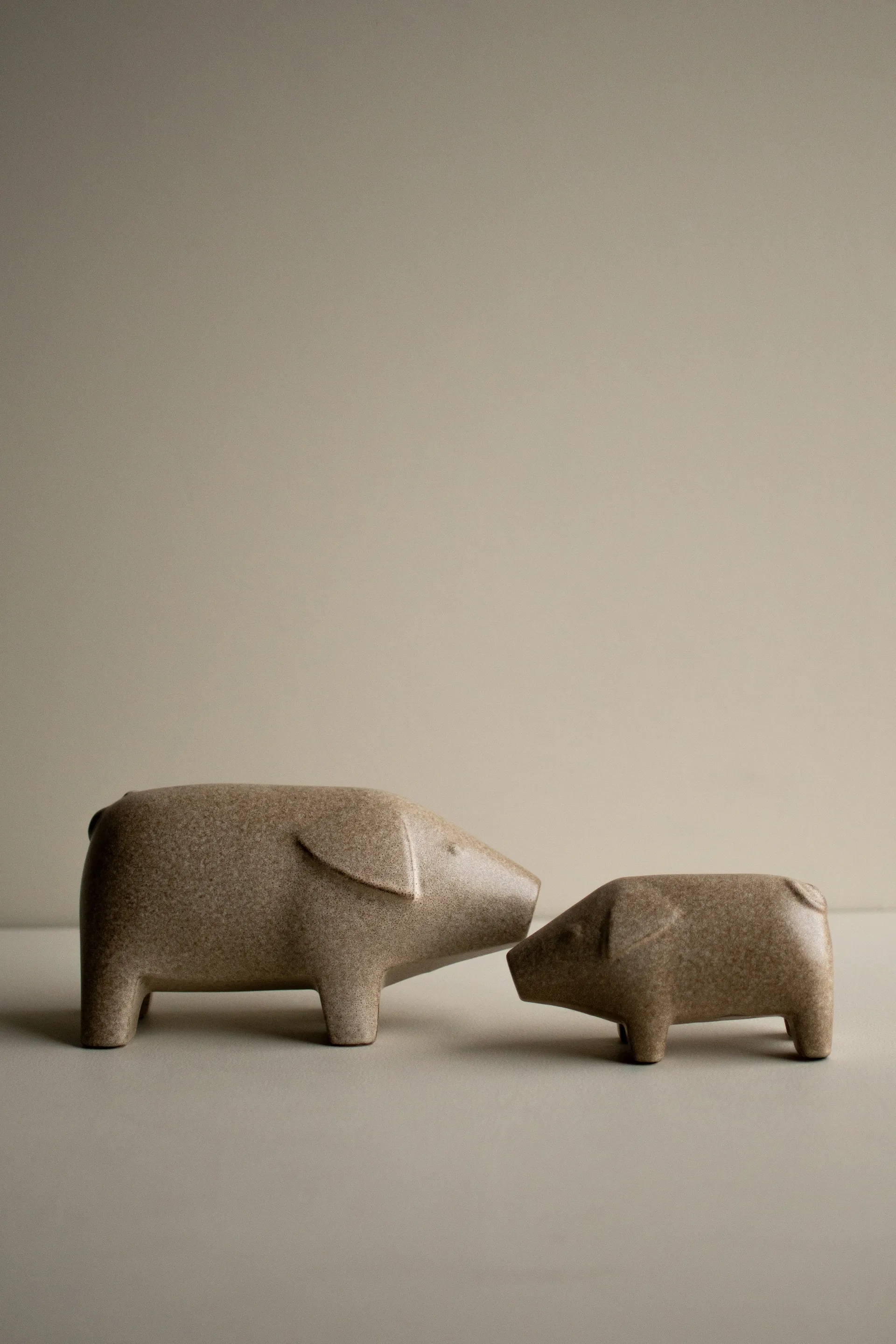 Swedish pig S, Beige DBKD | ディービーケーディー