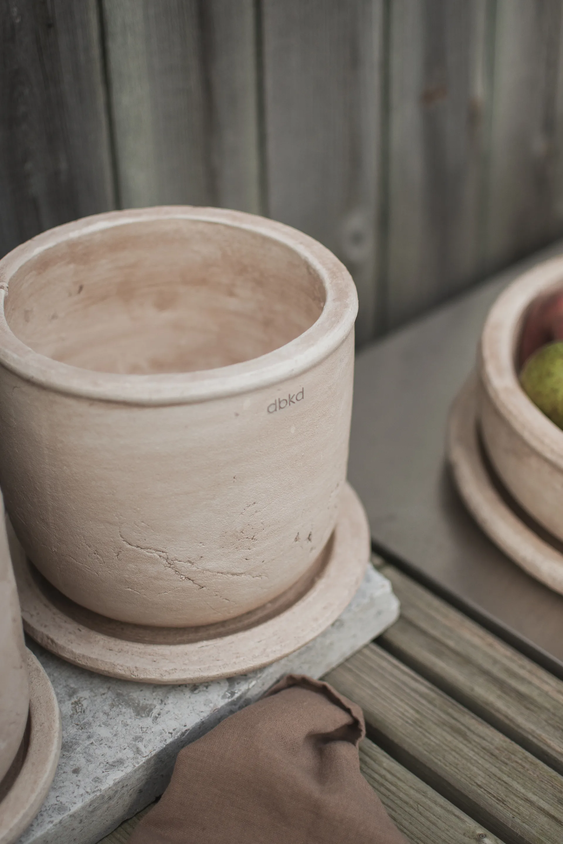 Terra ポット, Sand, Ø18x18 cm DBKD | ディービーケーディー