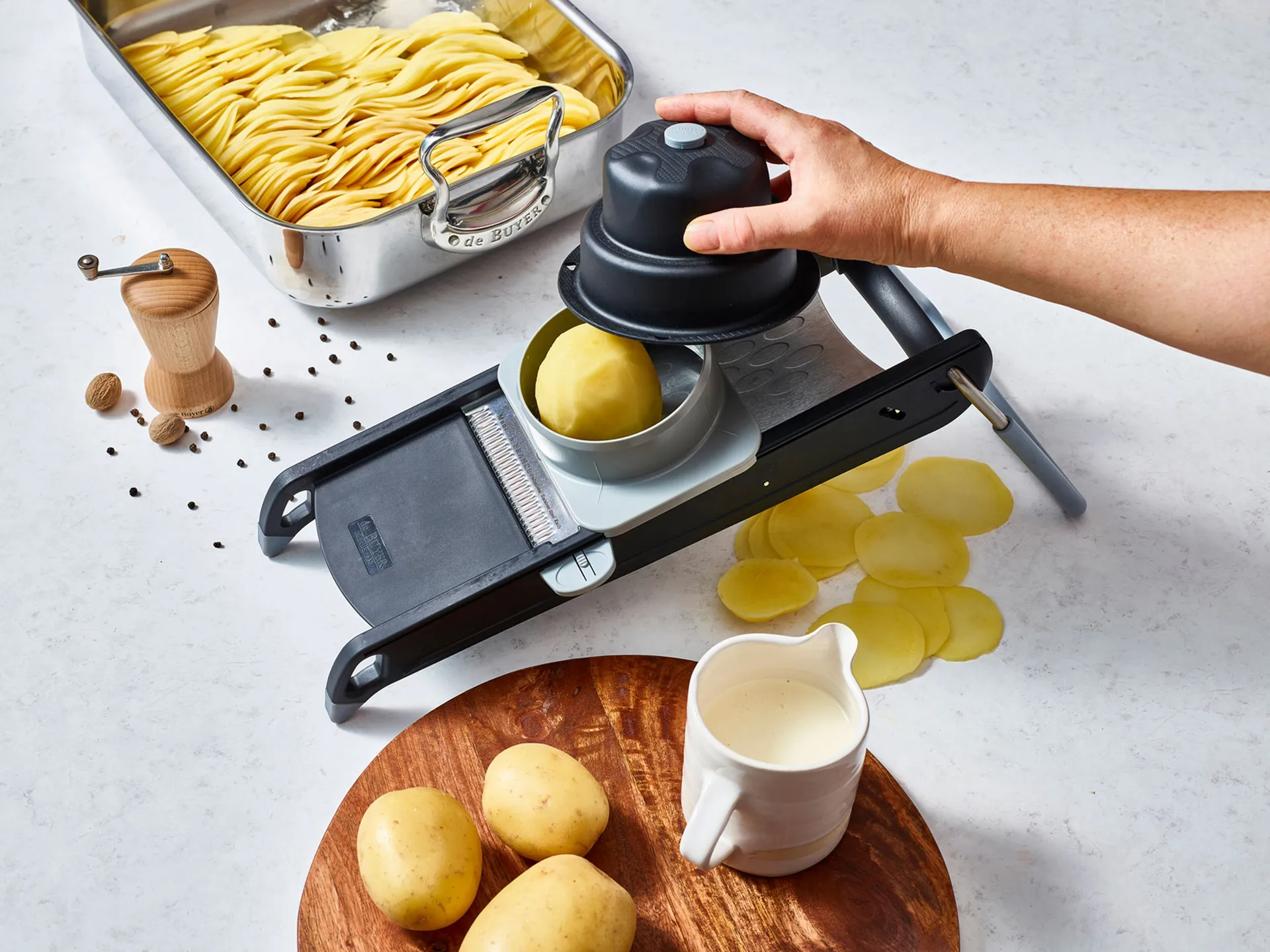 De Buyer Swing Plus mandoline, Black De Buyer | デバイヤー