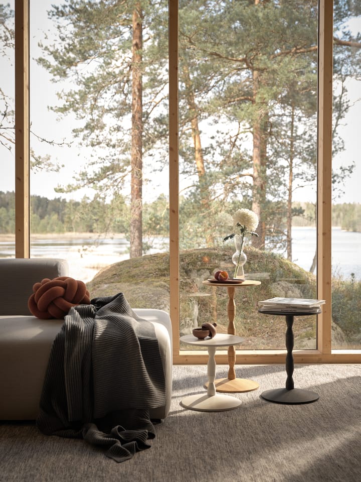 ペデスタル テーブル Ø31x67.5 cm, Oak Design House Stockholm | デザインハウス ストックホルム