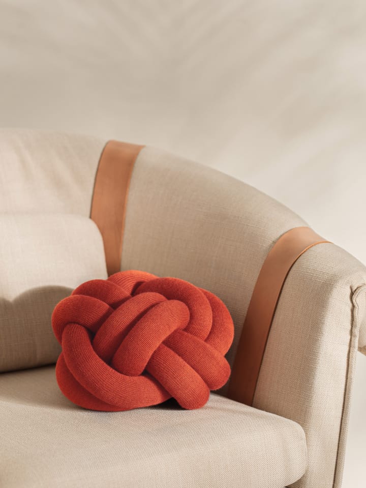 Knot ピロー, Orange red Design House Stockholm | デザインハウス スト�ックホルム