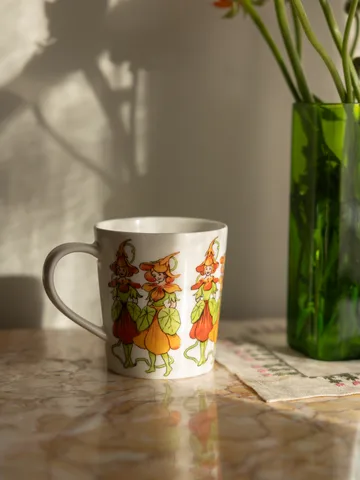 Nasturtium ハンドル付きマグ 40 cl - White - Design House Stockholm | デザインハウス ストックホルム