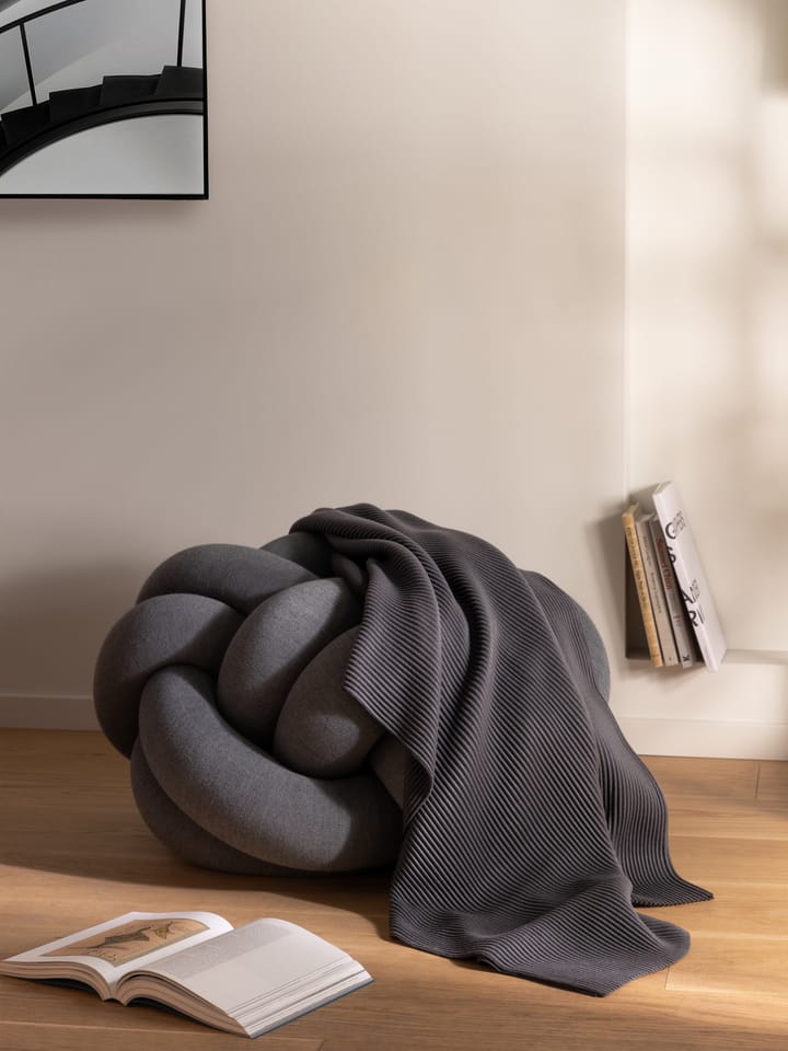 Pleece スロー 140x170 cm, Dark grey Design House Stockholm | デザインハウス ストックホルム