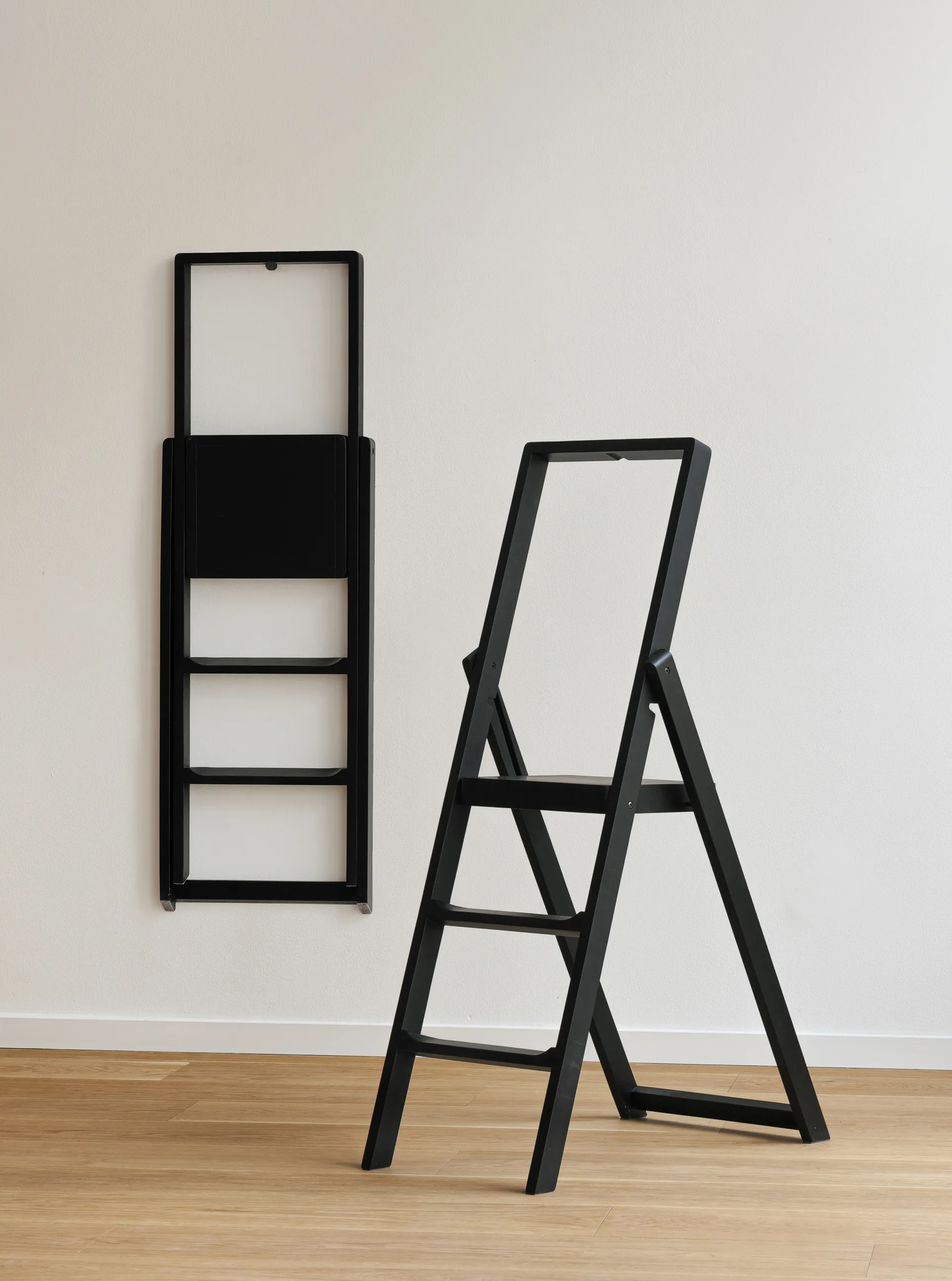 Step ladder はしご, Black-lacquered Design House Stockholm | デザインハウス ストックホルム